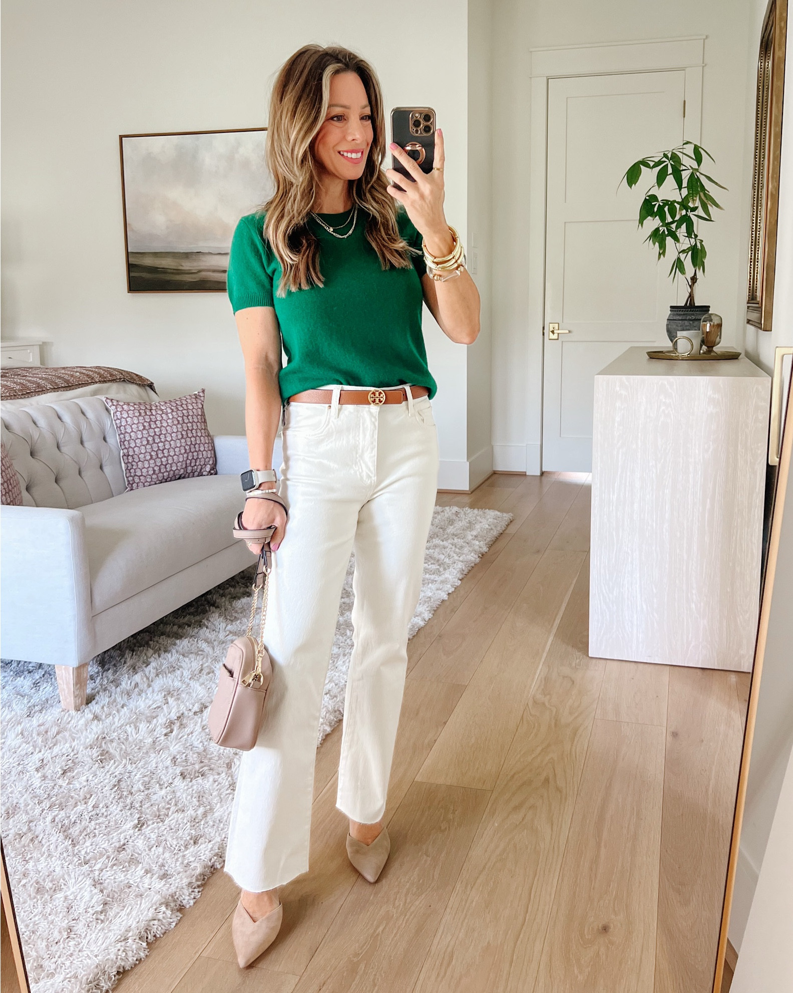 Feeling fresh in this green and ecru 
color combo!☘️

Top Fit: I’m wearing an XS

Jeans Fit: I’m wearing a 0

#LTKSeasonal #LTKPetite #LTKFindsUnder100