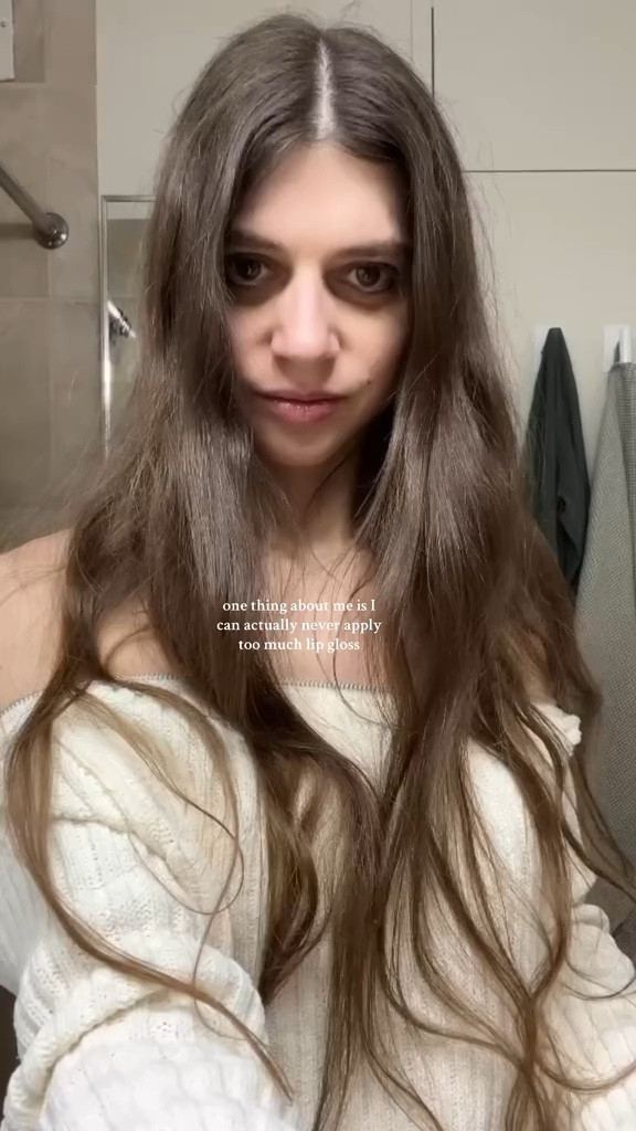 testing out the @refybeauty gloss and i’m in love 💋 

#LTKBeauty #LTKFindsUnder50 #LTKFindsUnder100