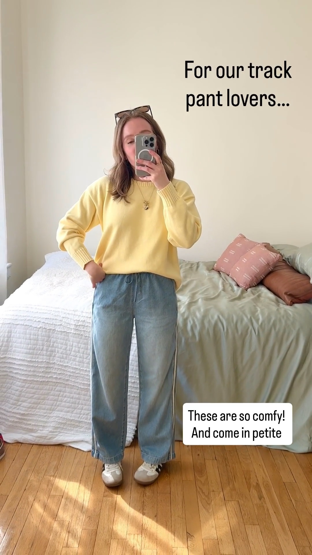 Madewell sale 25% off elastic waist track pant jeans. Wearing xs petite I’m 5ft 2 117 lbs 

#LTKPetite #LTKSaleAlert