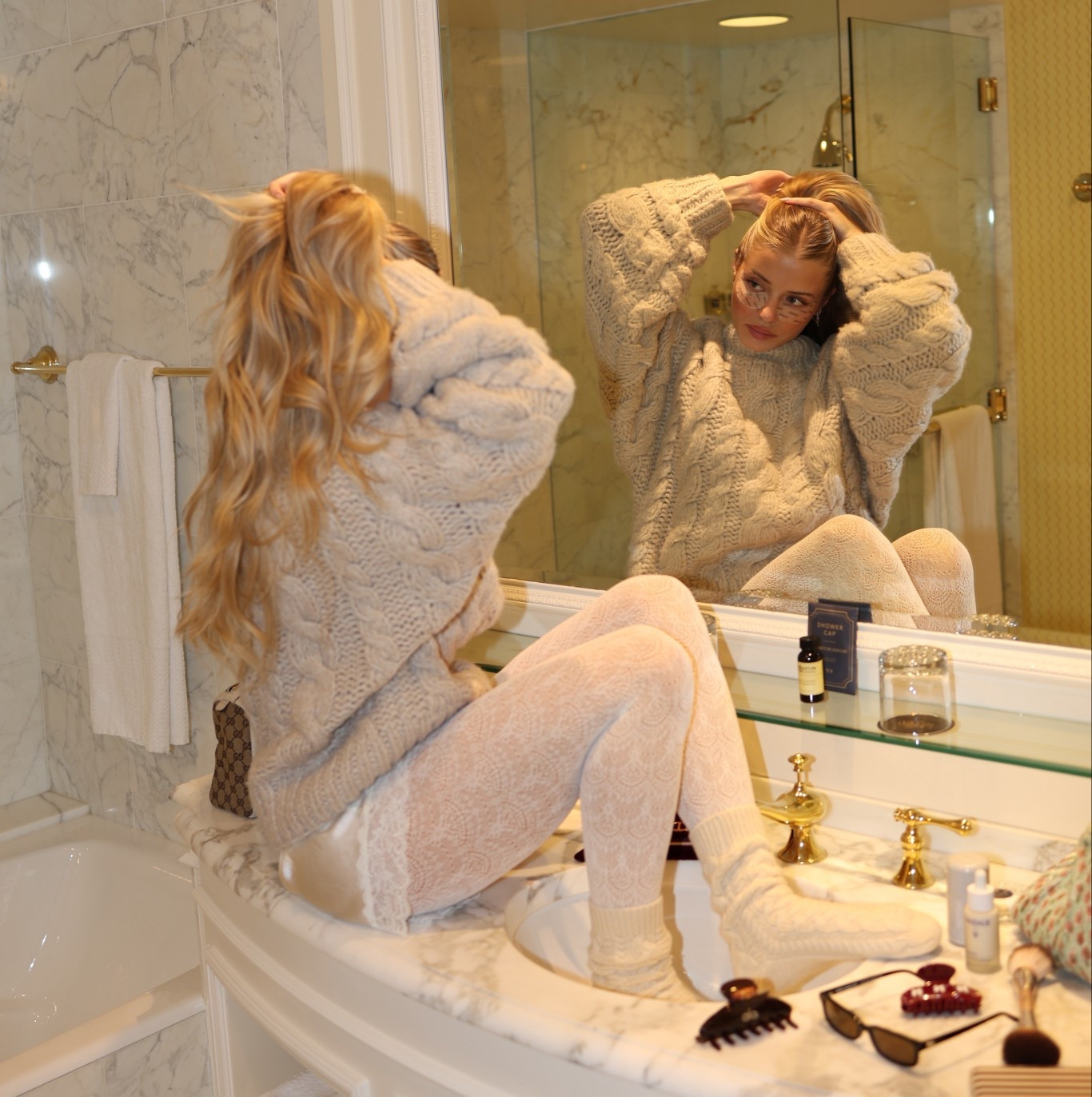 Tights from STEMS (Emilia lace tattoo) 