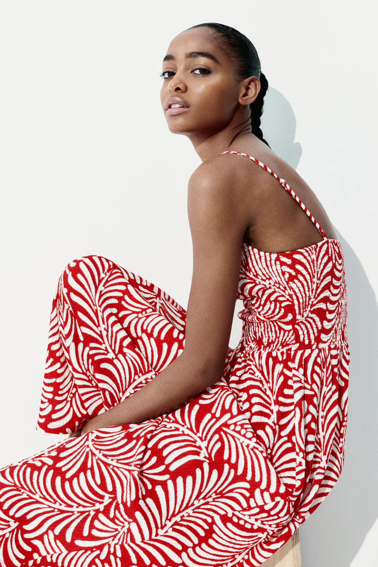 Smocked strappy dress | H&M (UK, MY, IN, SG, PH, TW, HK)