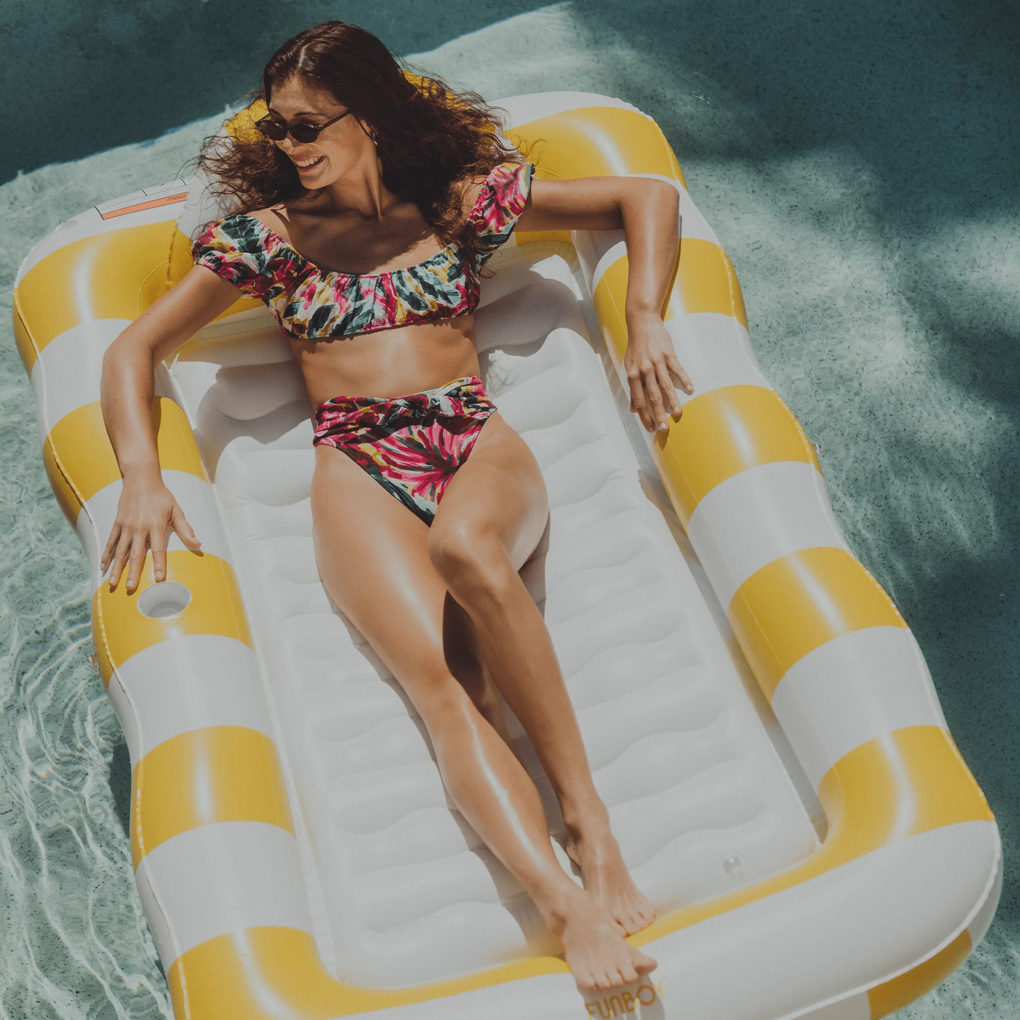Tanning Pool Lounger | FUNBOY