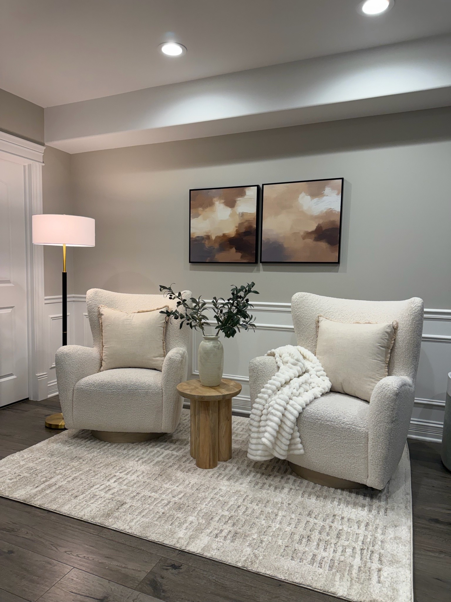 Calm, neutral, and layered in the best way 🤍

Everything is linked here on LTK.

#LTKHome