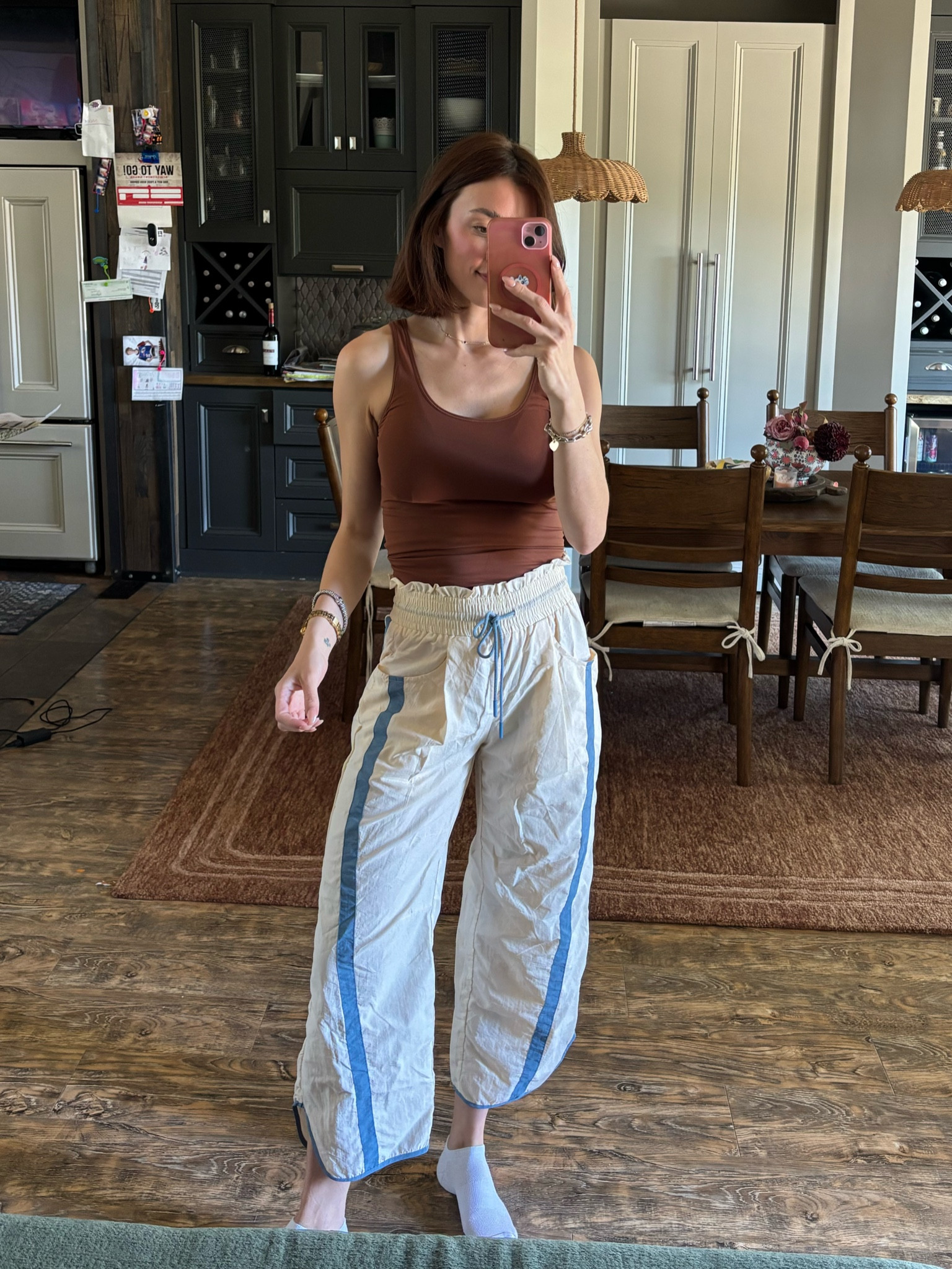 Wearing size small in these pants! Sooo cute, lightweight 