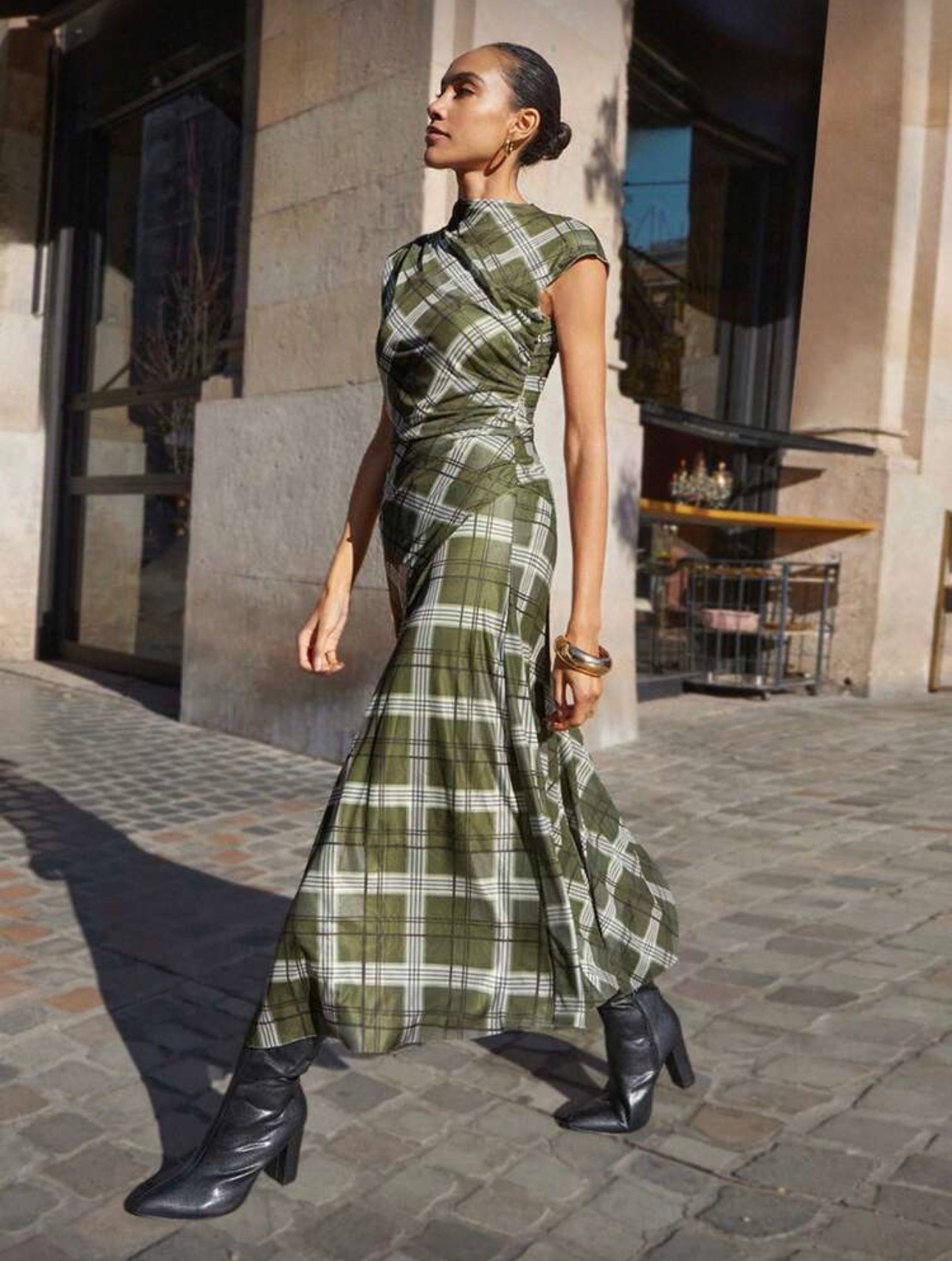 Plaid Print Round Neck Raglan
Short Sleeve Women's Fitted Asymmetric 

#LTKHoliday #LTKGiftGuide #LTKSeasonal