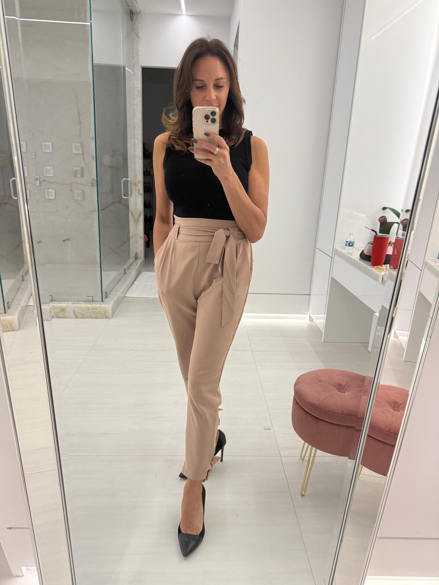 "Rate this look: Comfy-Casual or Trying-a-Little-Too-Hard? (I'm leaning Comfy-Casual 😉)"



#LTKFindsUnder50 #LTKWorkwear #LTKStyleTip