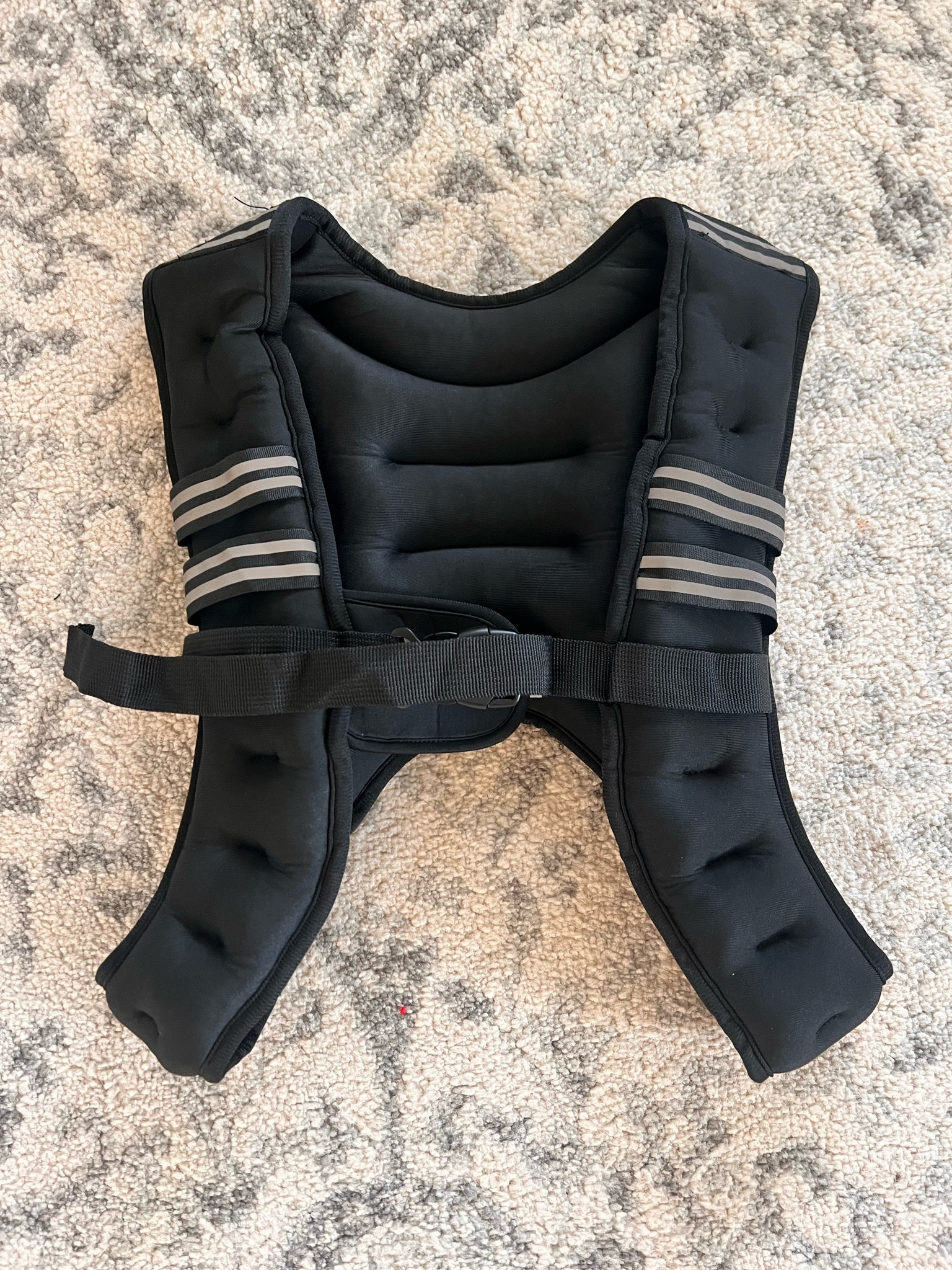 My weighted vest for Amazon! Love adding this to my walks for a little more resistance!

Amazon finds, workout, Amazon fit 

#LTKFitness #LTKActive #LTKFindsUnder100