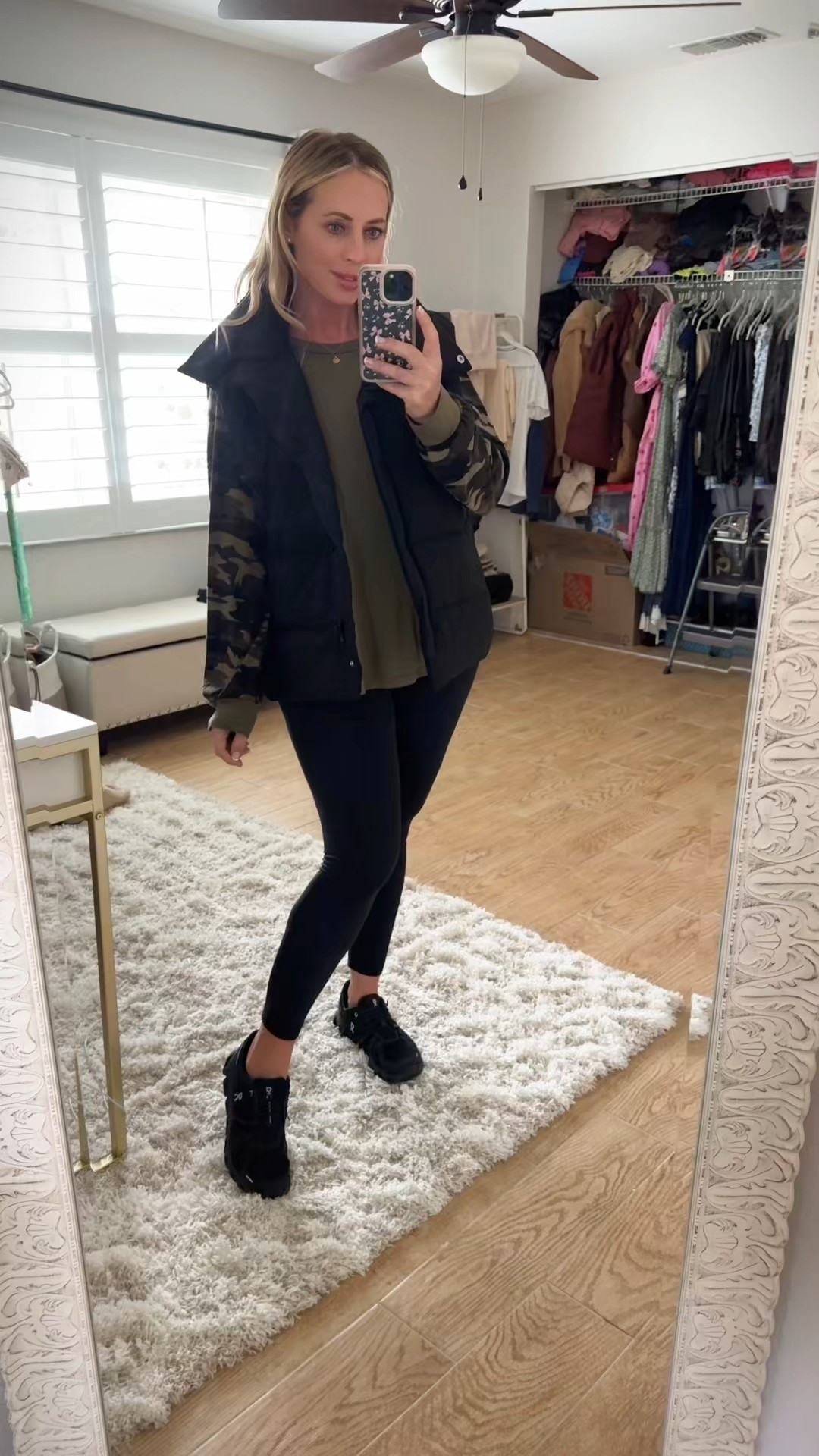 Puffer vest 

#LTKMidsize #LTKootd #LTKSeasonal