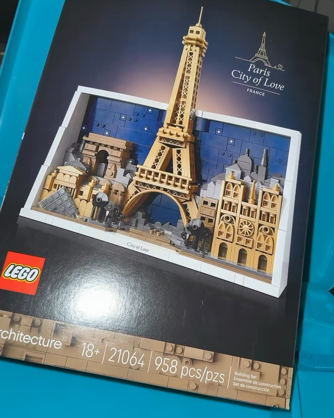Yes! I’m a LEGO Building Baddie! 🧱My current build and current obsession! Just in time for Valentine’s Day! ❤️🌃

#LTKHome #LTKdayinmylife #LTKValentine