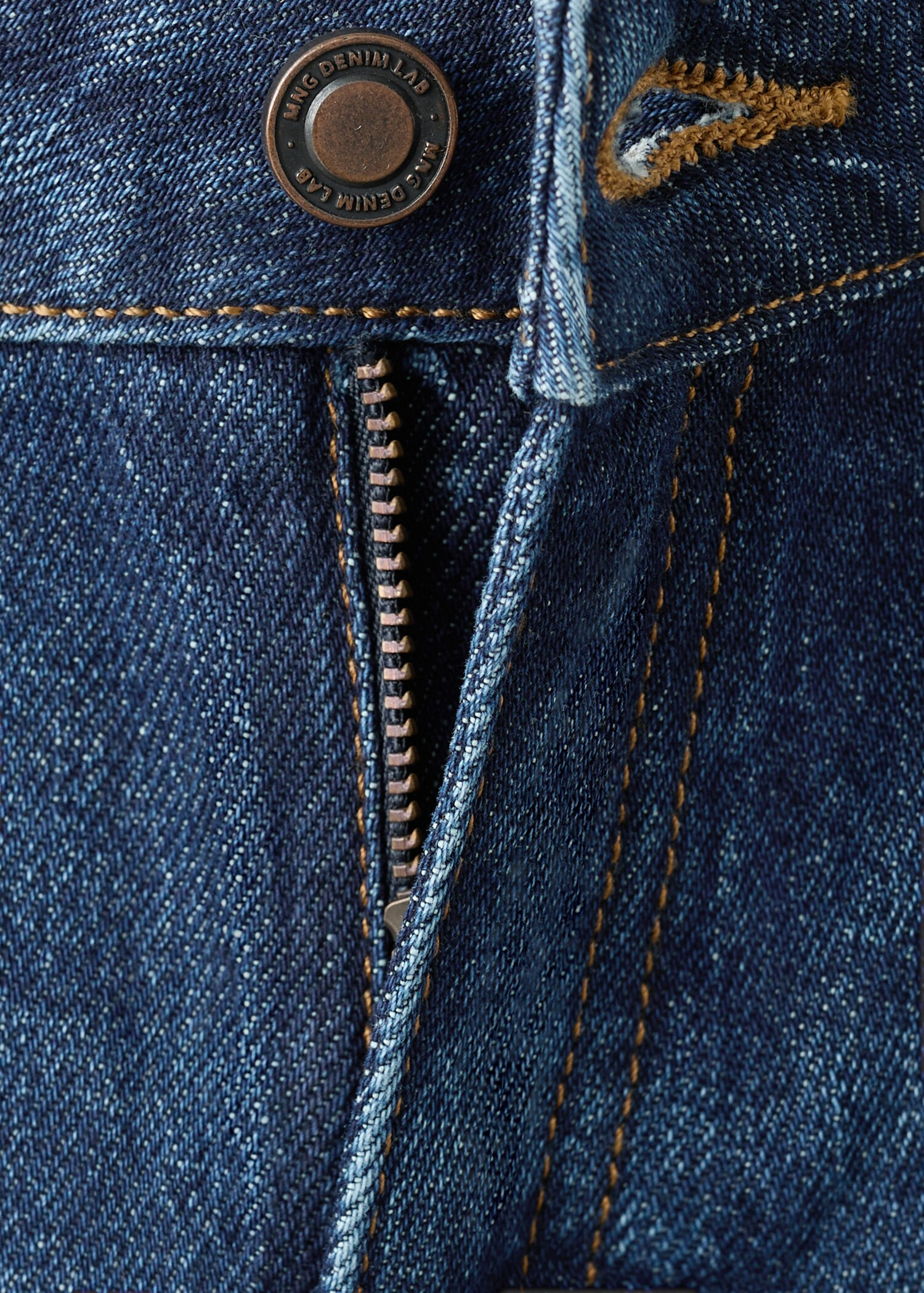 Jean droit à revers | Mango EU