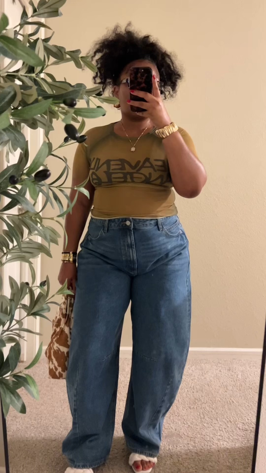 Mid-size outfit inspo. 

#LTKFindsUnder50 #LTKStyleTip #LTKMidsize