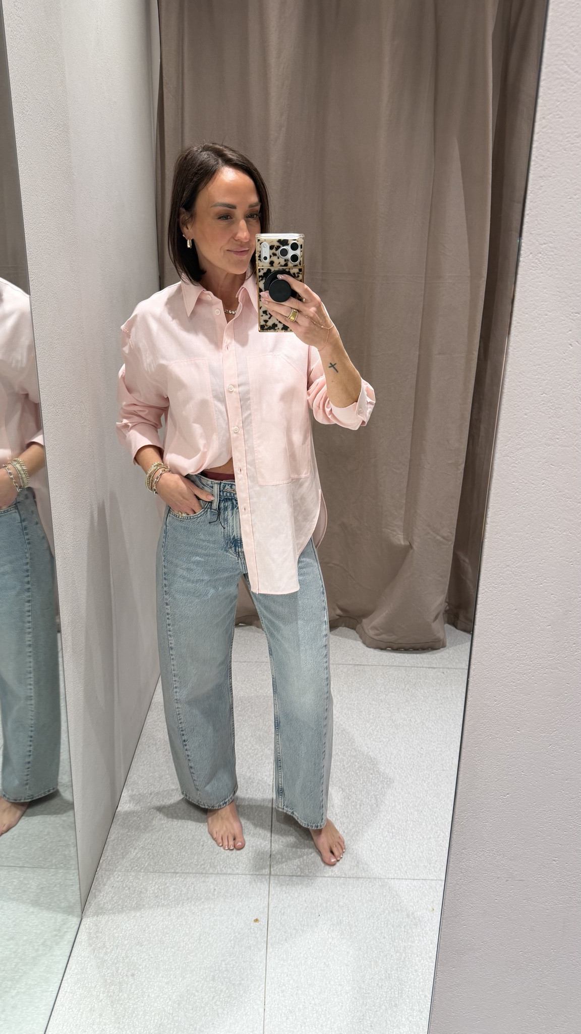 M top 
4 bottoms 

#LTKPetite #LTKOver40 #LTKgrwm