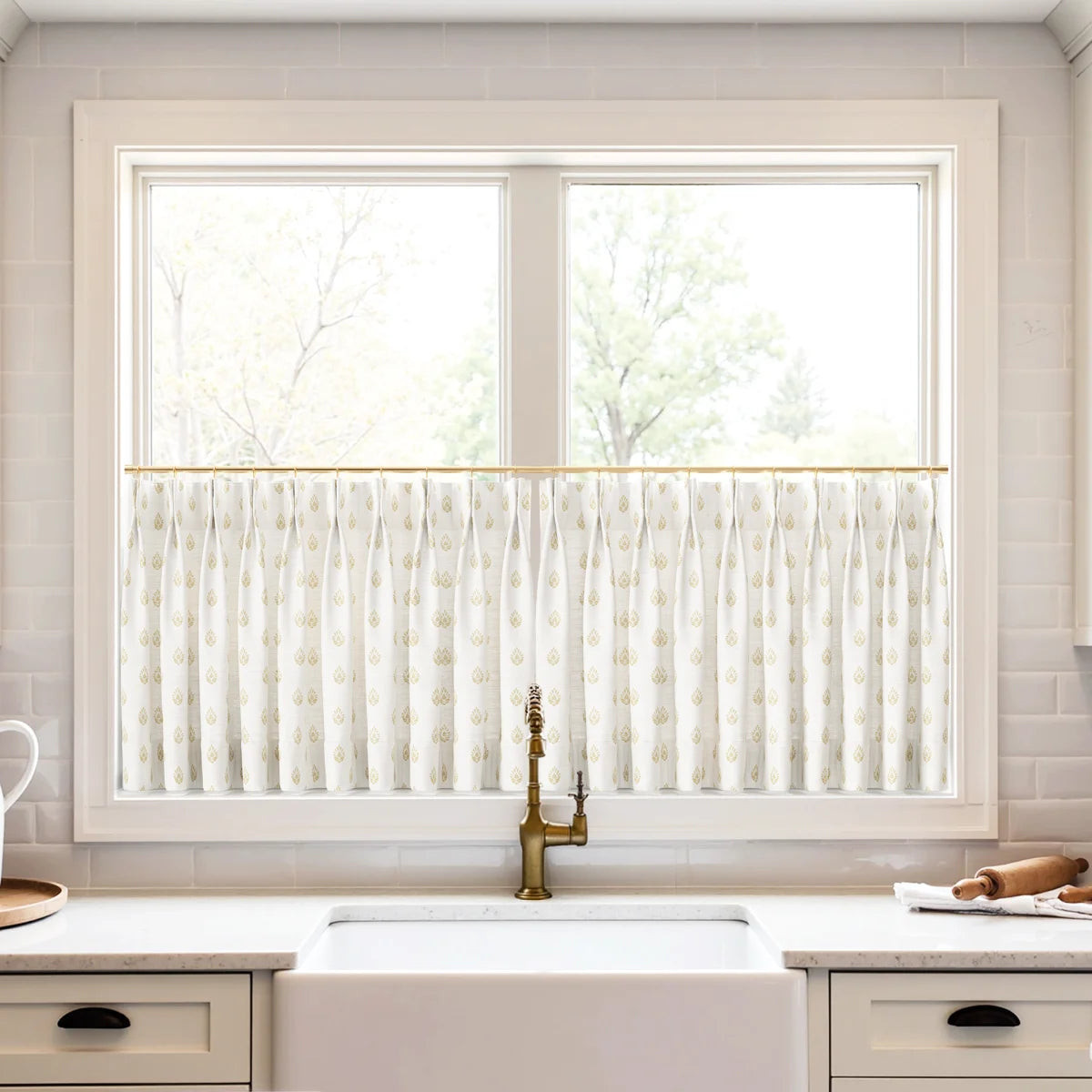 Stefana Silber Print Linen Pleated Cafe Curtains | TWOPAGES