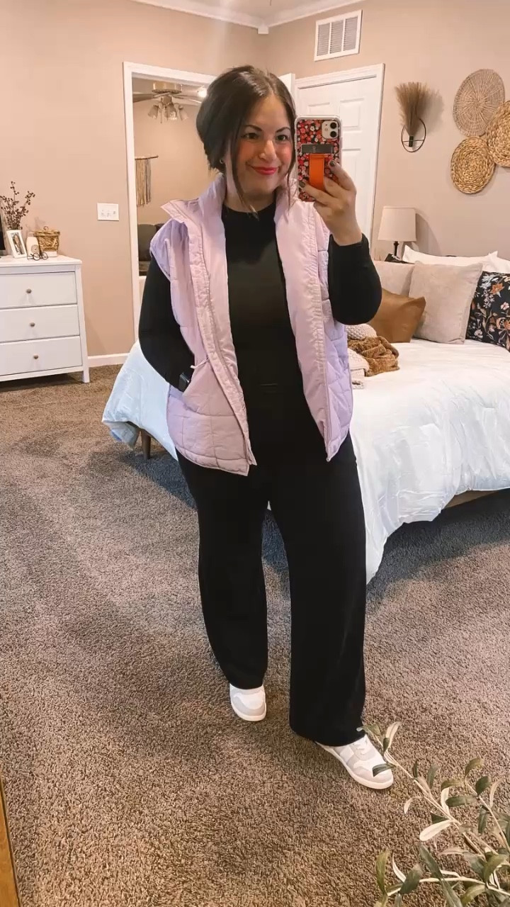 This lavendar puffer vest is just screaming to be worn to a K-State game next fall! 

sneakers: fit true to size // wearing a 5
pants: fit true to size // wearing a short medium
long sleeve: fits true to size // wearing a medium
vest: fits true to size // wearing a large 

 #LTKMidsize #LTKFindsUnder50 #LTKStyleTip