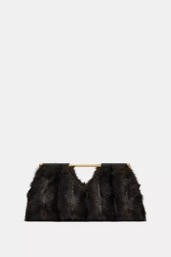 FAUX FUR CLUTCH BAG | Zara US
