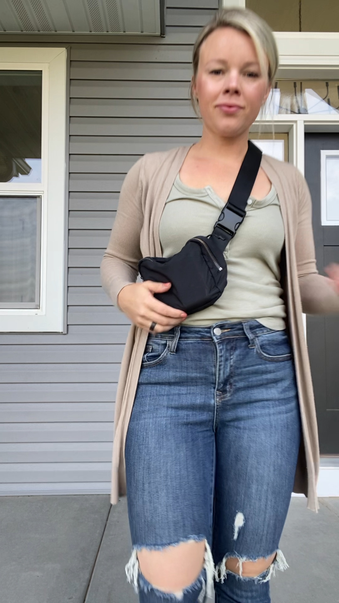 Casual outfit for running errands today! 

Tank: Medium 


#LTKunder100 #LTKunder50