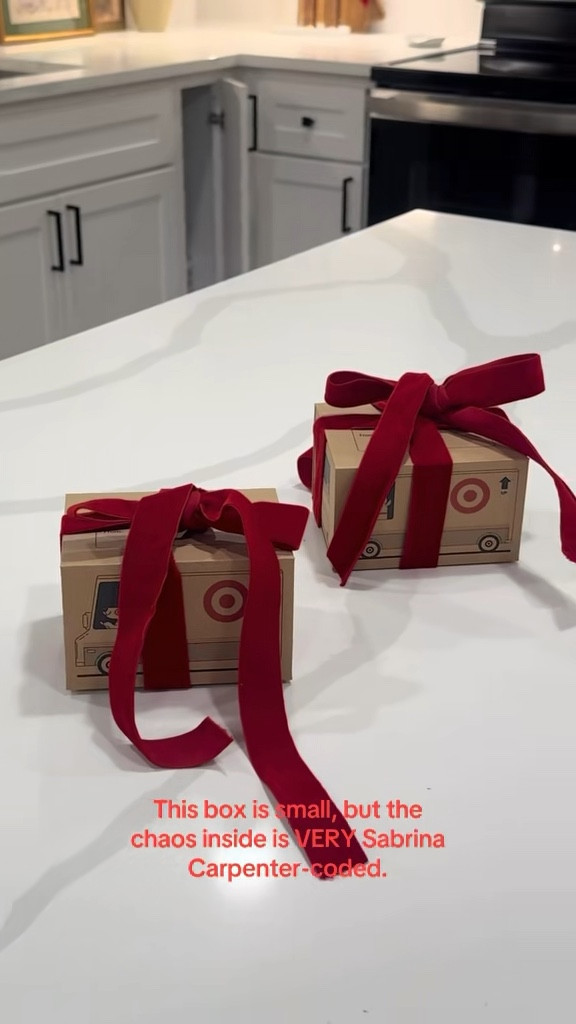 Make a Target mini gift box with me ♥️🎁

#LTKHoliday #LTKSeasonal #LTKGiftGuide
