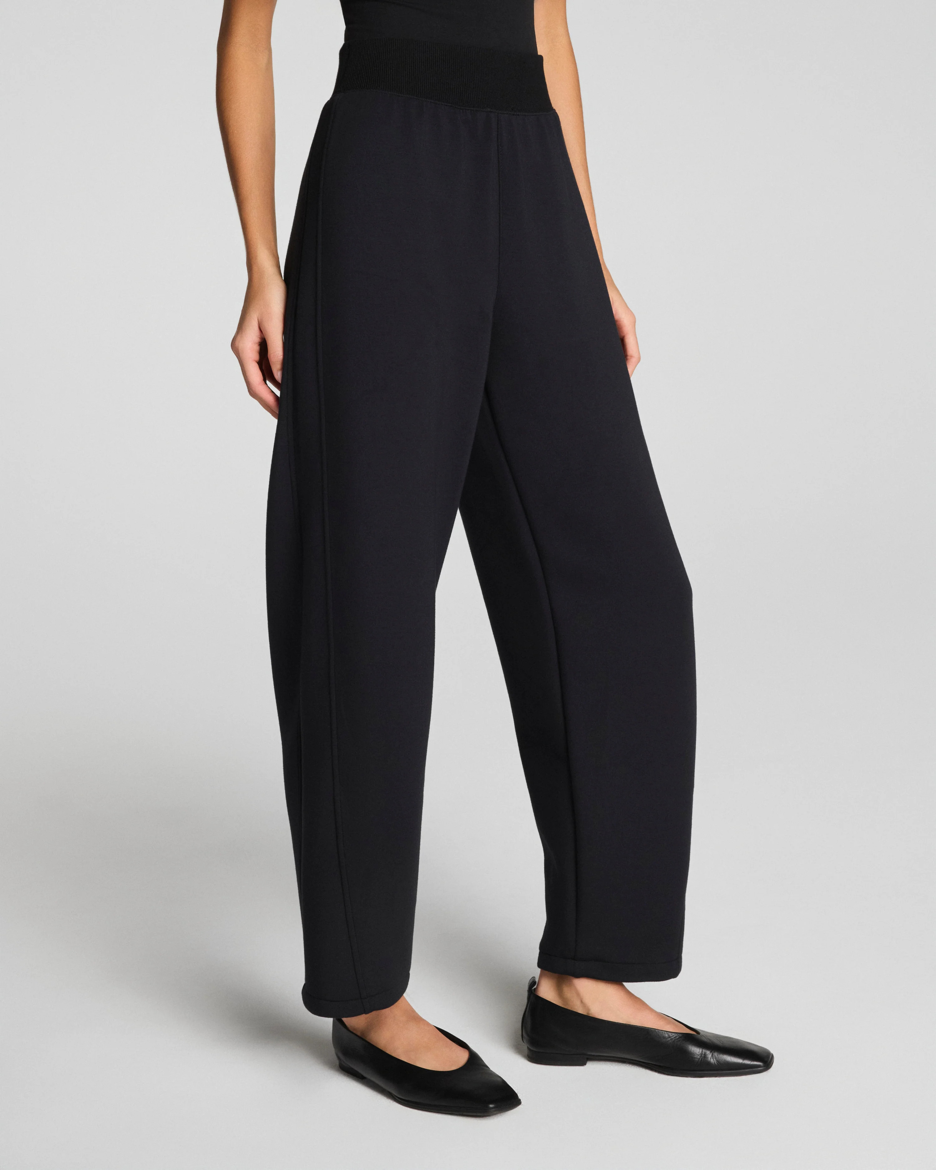 AirEssentials Luxe Barrel Leg Lounge Pants | SPANX | Spanx Canada