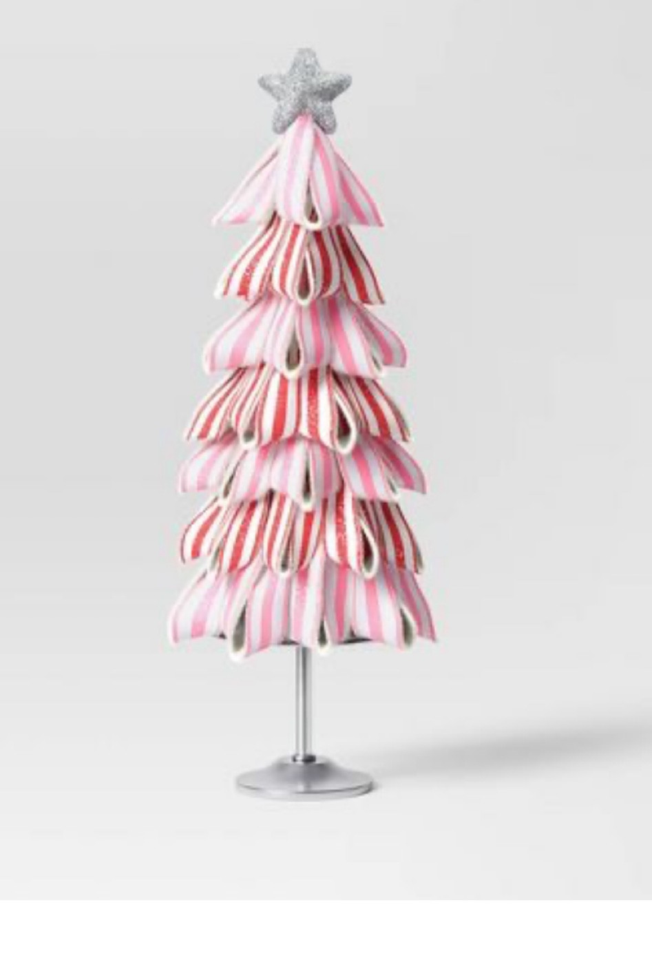 Cutest Pinkmas decoration


#LTKfindsunder50 #LTKHoliday #LTKhome