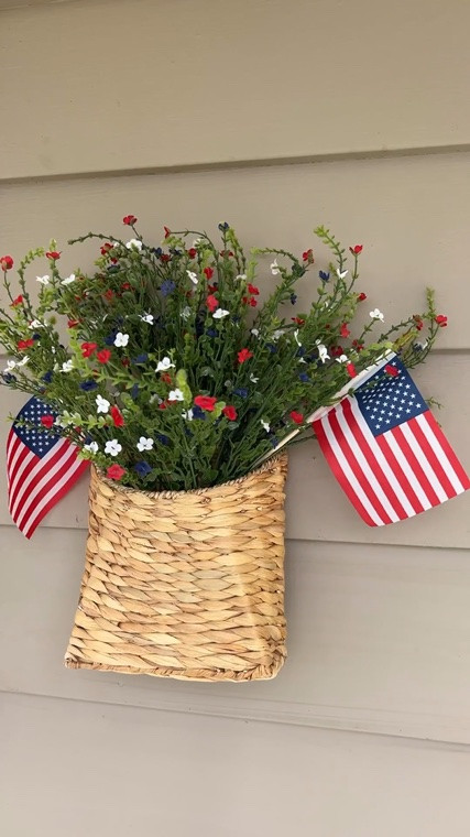 The cutest little basket on Amazon for a patriotic front porch look

#LTKHome #LTKSaleAlert