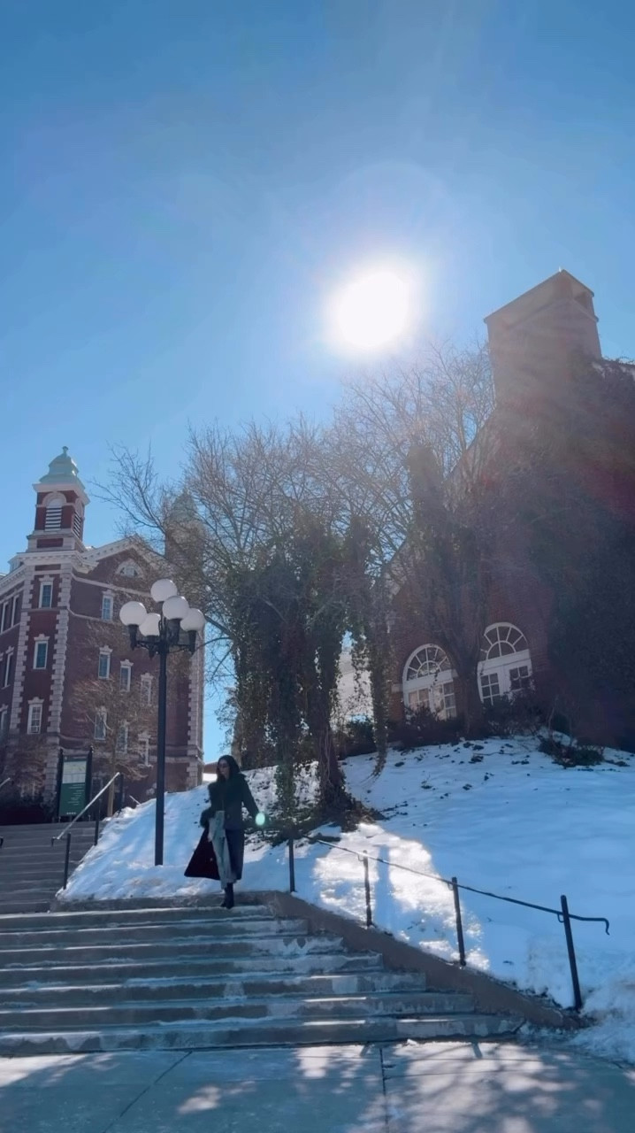 The “Fashion Mix Master” In Full Effect .. Mixing High And Low Fashion Wearing  Fave@aritzia Black Cropped Top,  @zara Jeans, @shopweworewhat Jacket , @miumiu Sunglasses and @chanelofficial Half Moon Caviar WOC..✔️🖤

#fashionmixmaster #wanderluxstyle #highliwfashion #ootd #viral #fashionstyle #figitalcreator #zara #miumiu #likeitkit

#LTKWatchNow #LTKStyleTip #LTKU