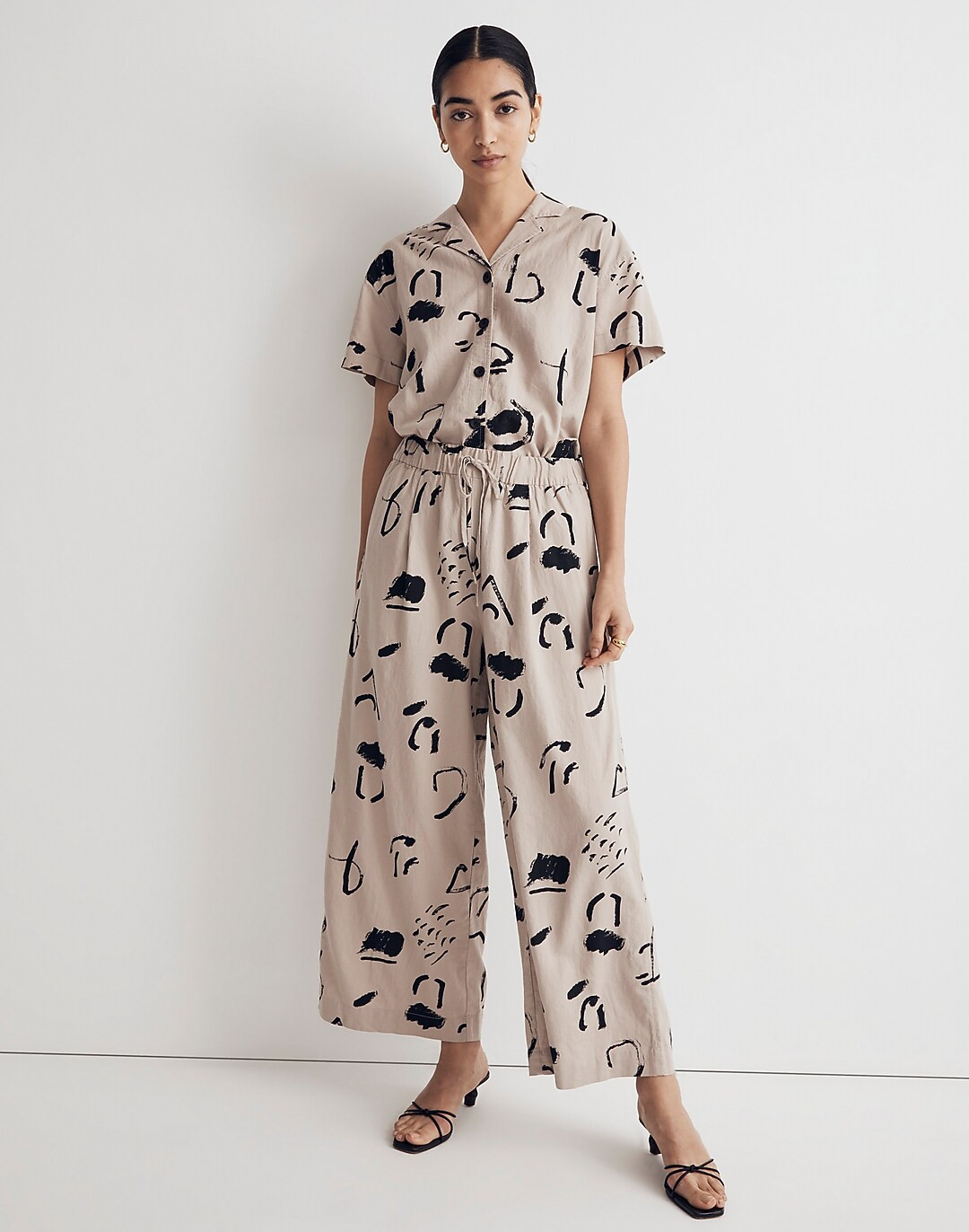 Madewell x Caroline Z Hurley Pull-On Wide-Leg Crop Pants in Abstract Alpha | Madewell