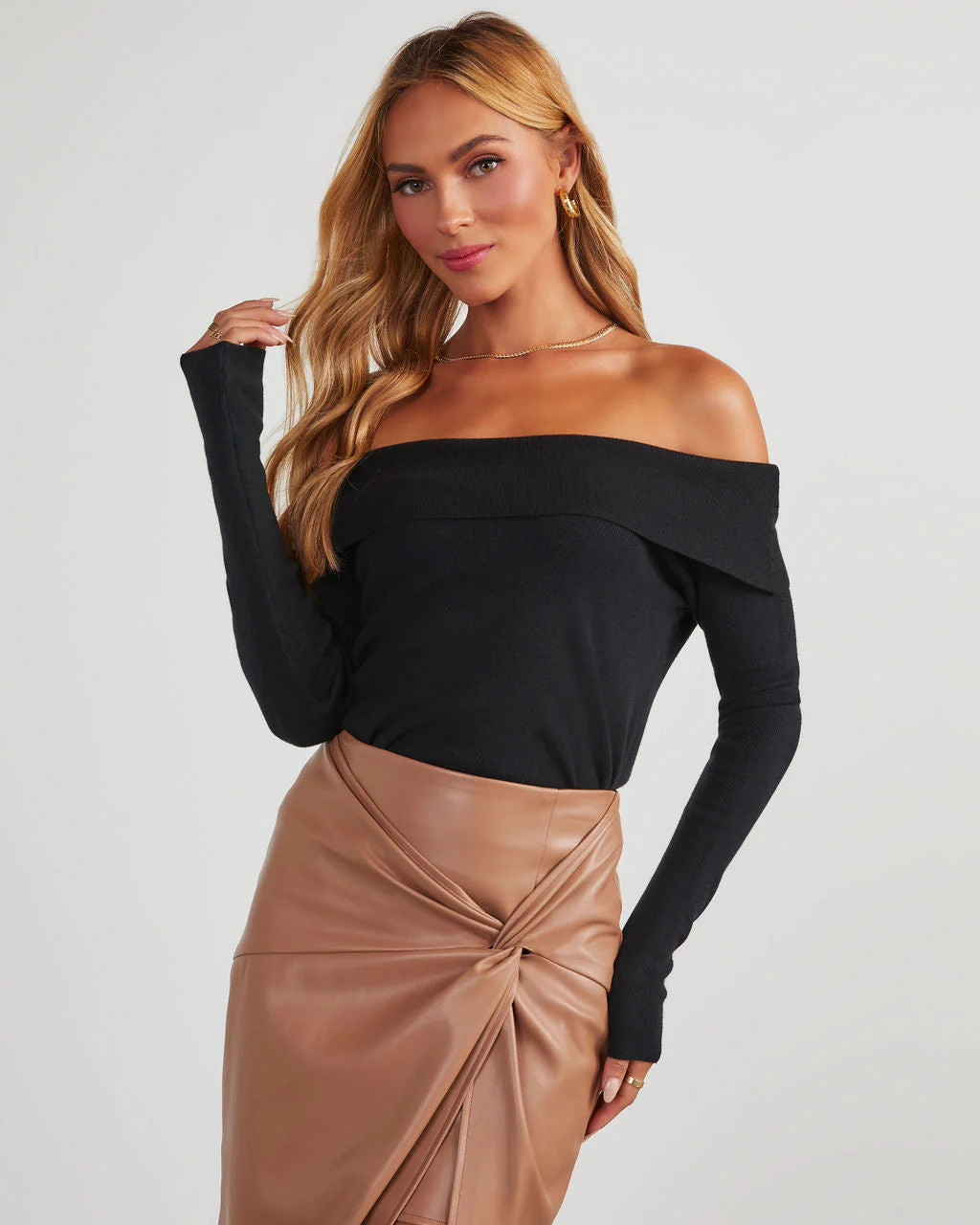 Yelissa Off The Shoulder Sweater | VICI