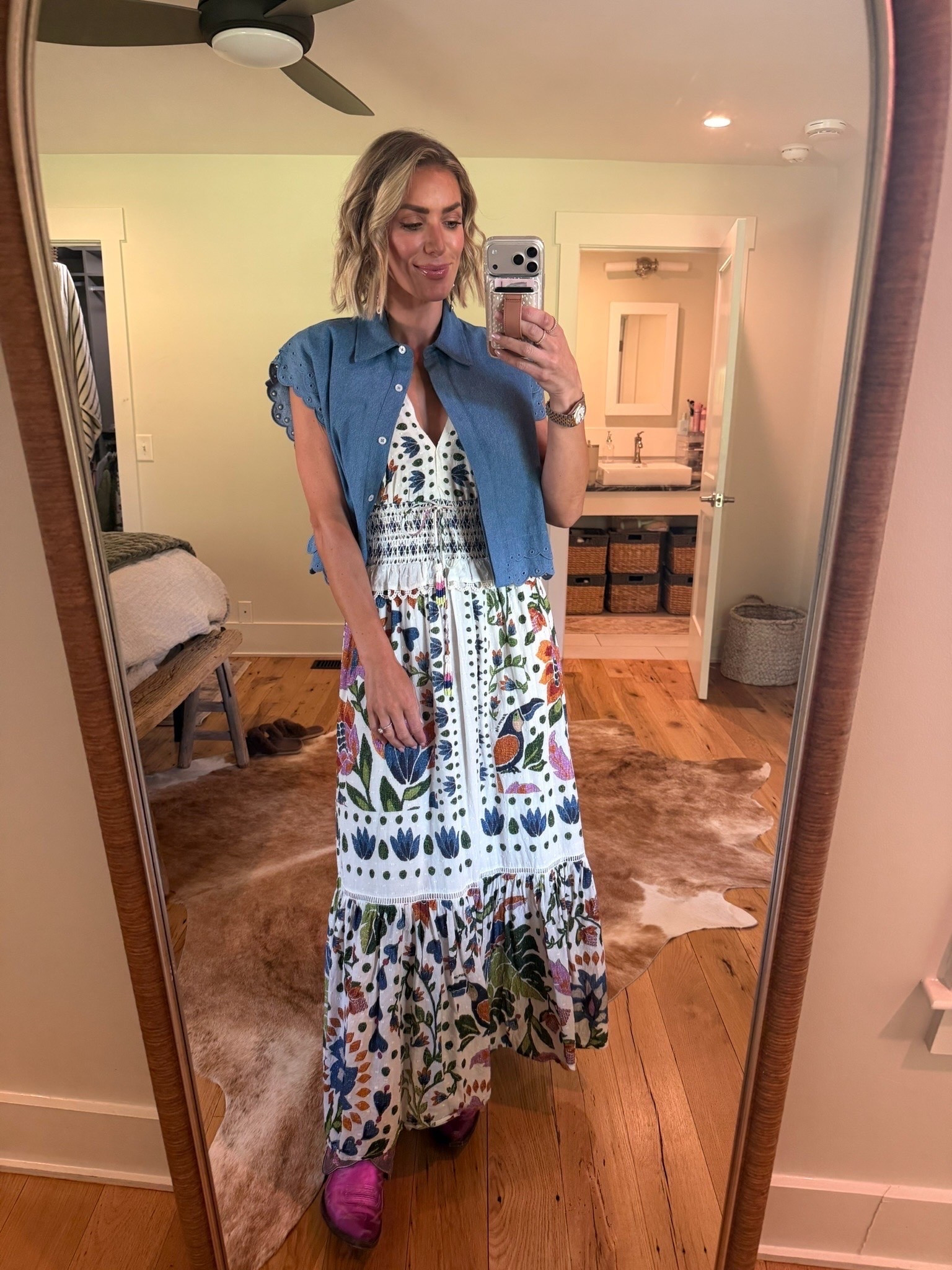 Farm Party Outfit

My exact dress is sold out but I linked some similar options for you!