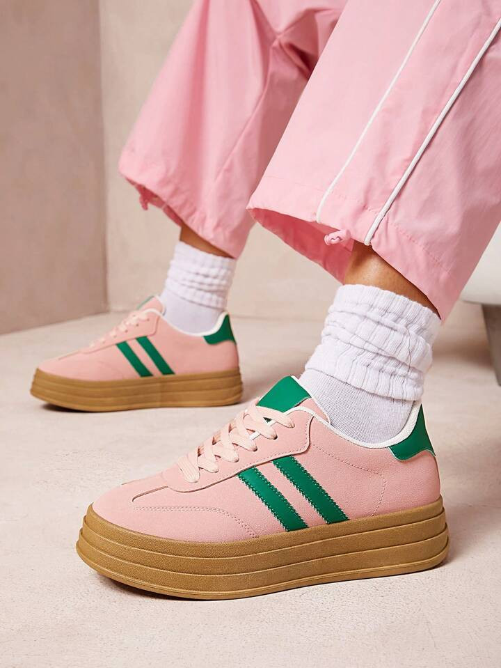 SHUZIA Women's Sporty Suede-Trimmed Casual Retro Everyday Sneakers | SHEIN