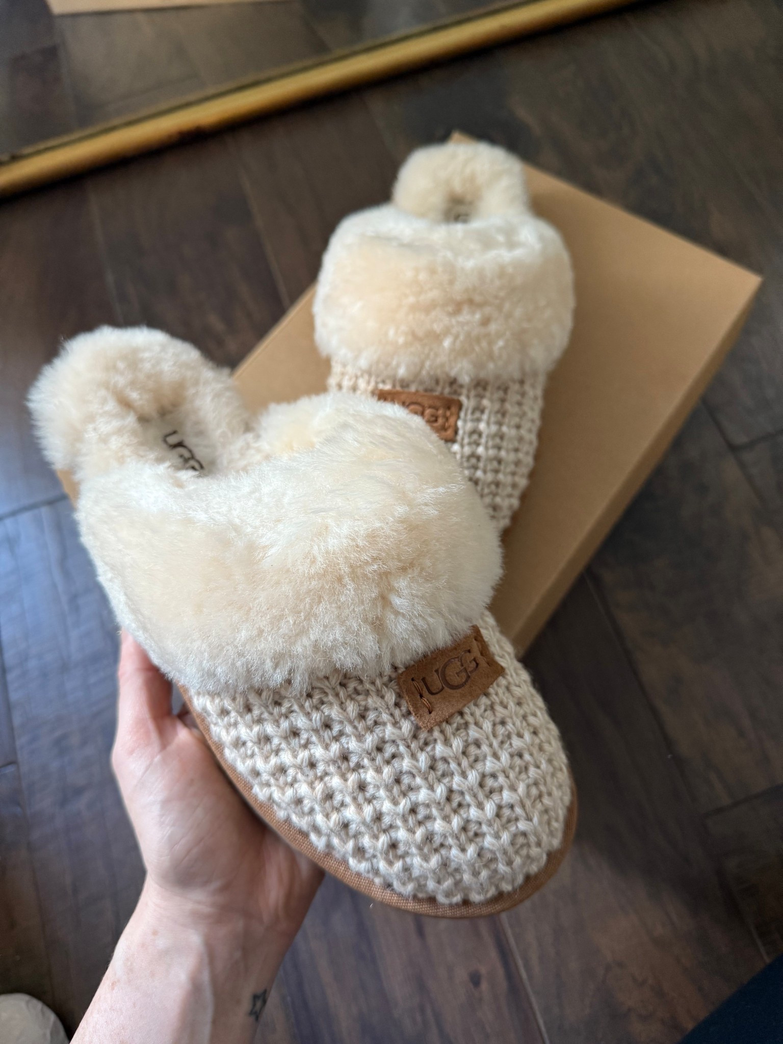 the coziest cozy Uggs 

#LTKGiftGuide #LTKSeasonal #LTKTravel