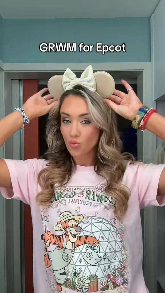 Makeup that stays for Disney World parks!