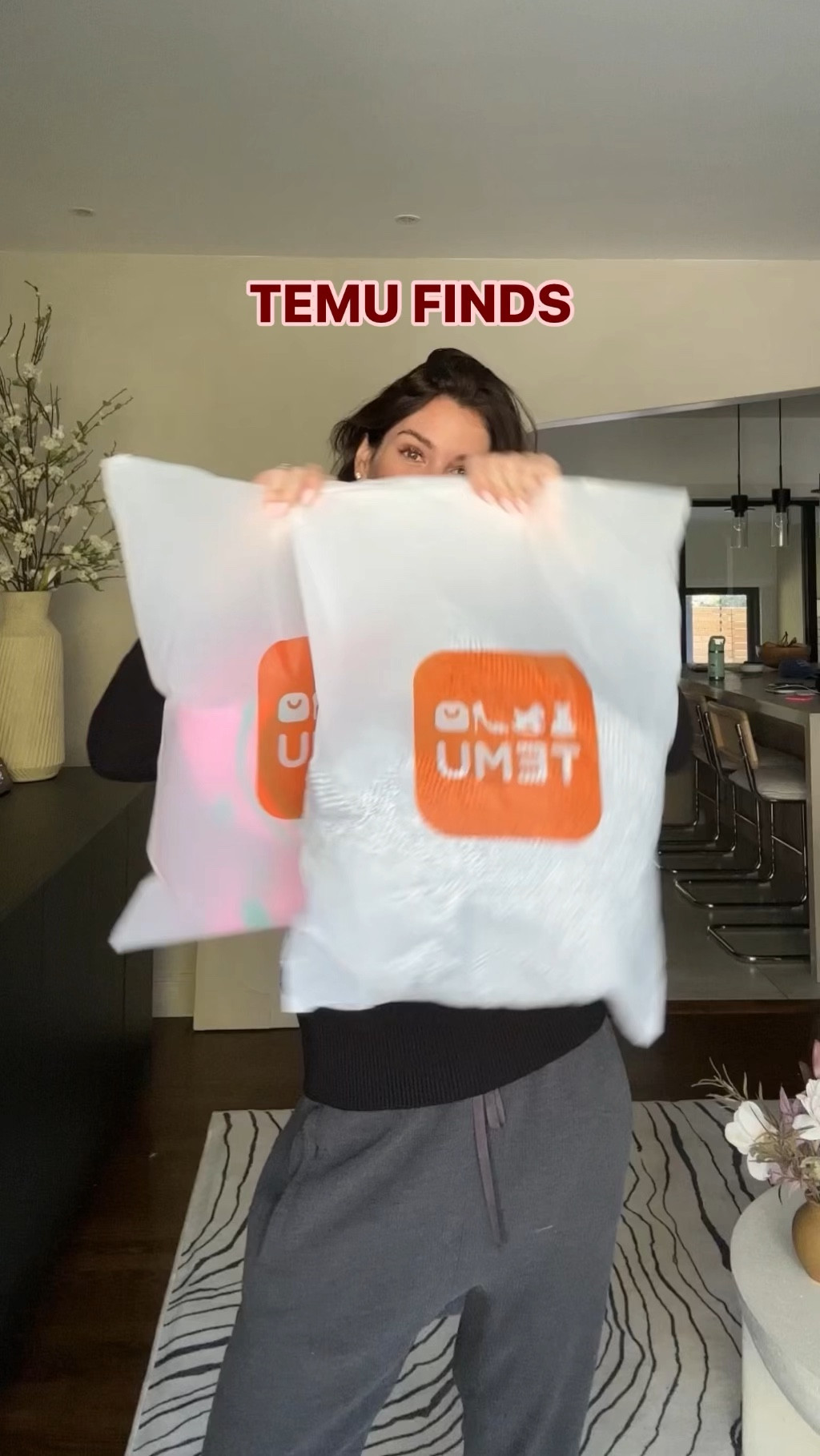 Seamless bras spring sweaters 

#LTKsalealert #LTKSeasonal #LTKSpringSale