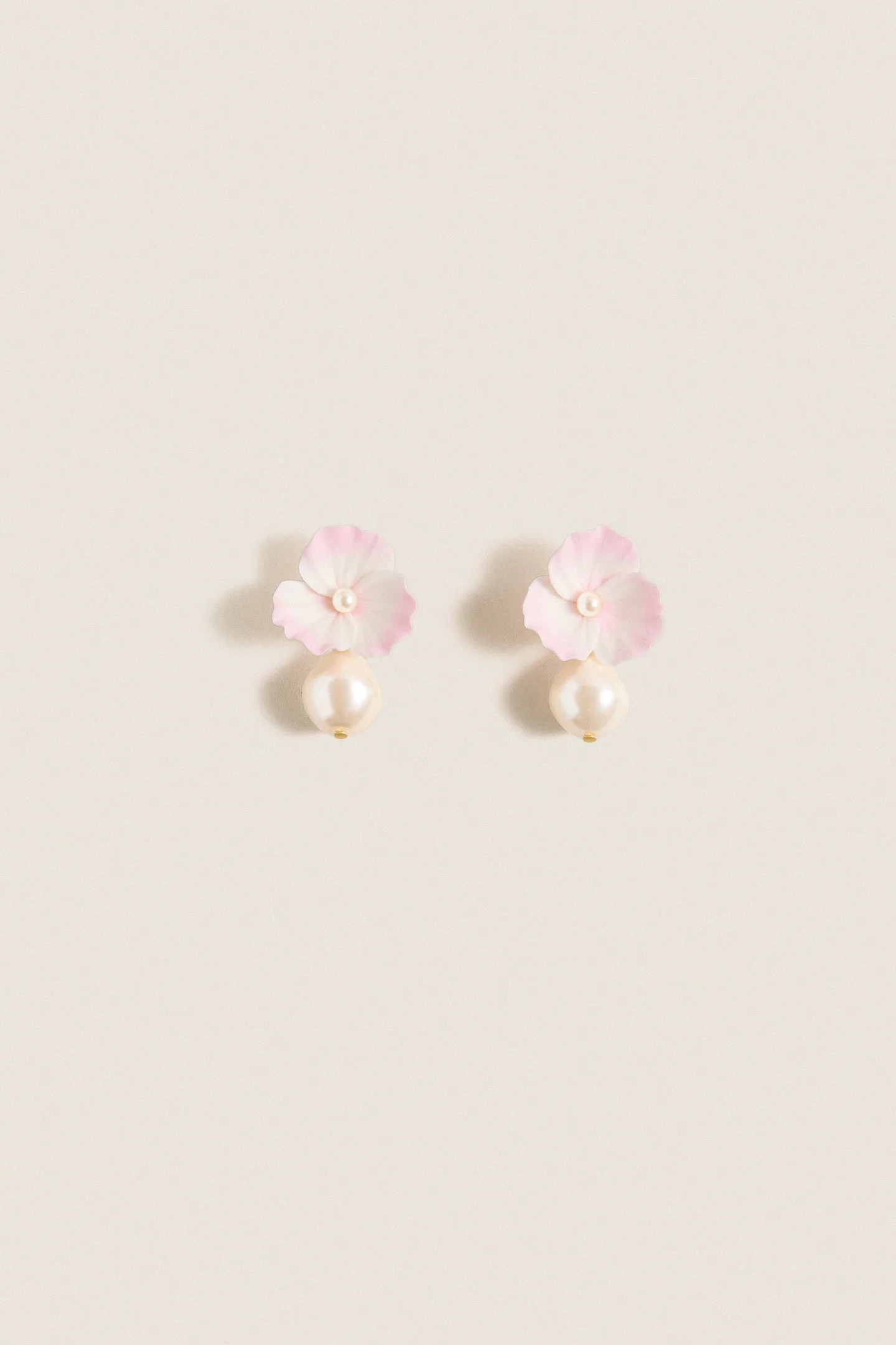 Peony Clarabel Earrings | Tuckernuck (US)