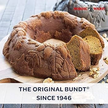 Nordic Ware Autumn Wreath Bundt Pan, Bronze, 10 cups, Silver | Amazon (US)