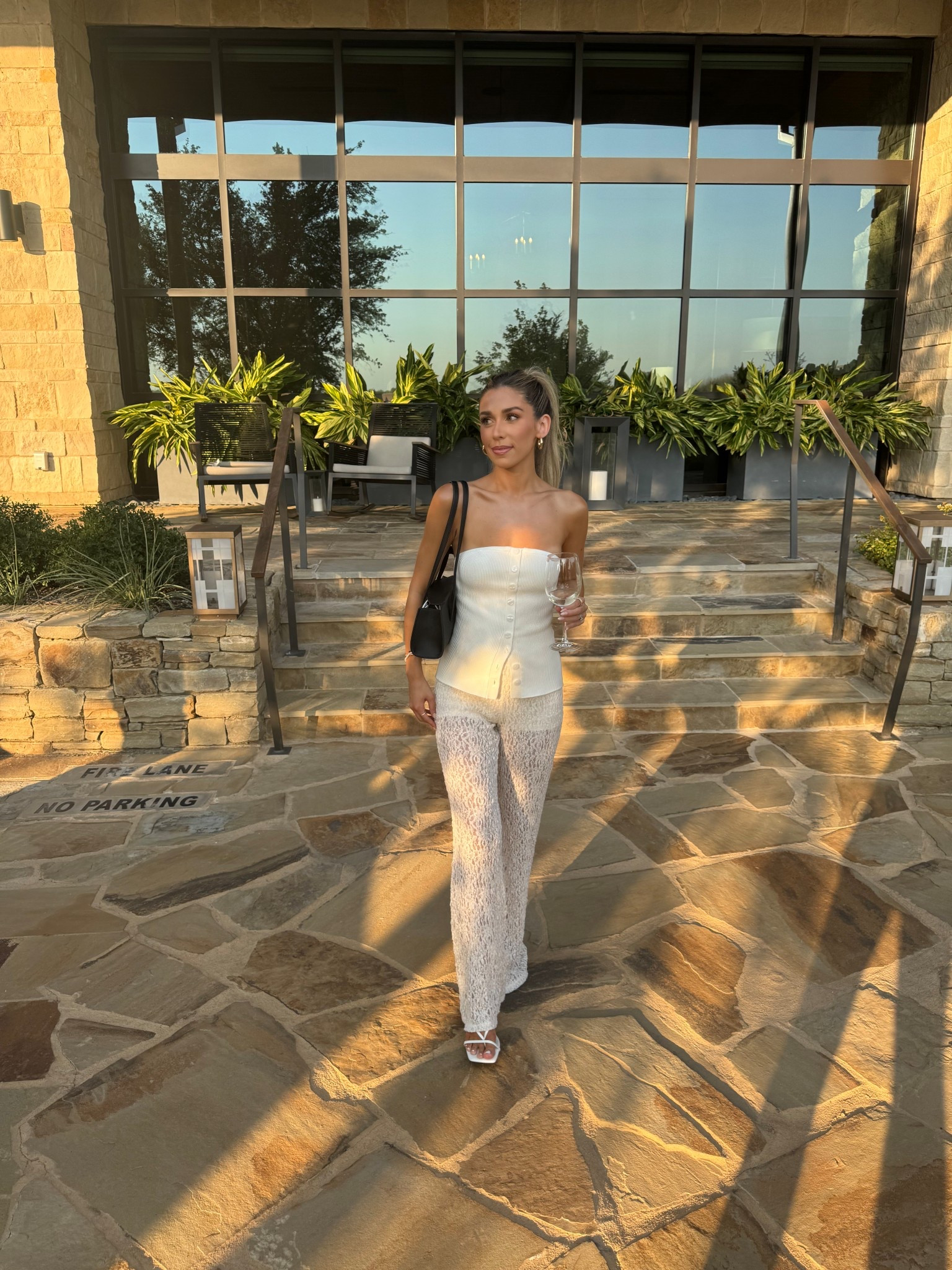 My lace pants are on sale!!! In stock and under $50! They also come in black — I’m 5’2 wearing a xxs 

#LTKSaleAlert #LTKPetite #LTKCon