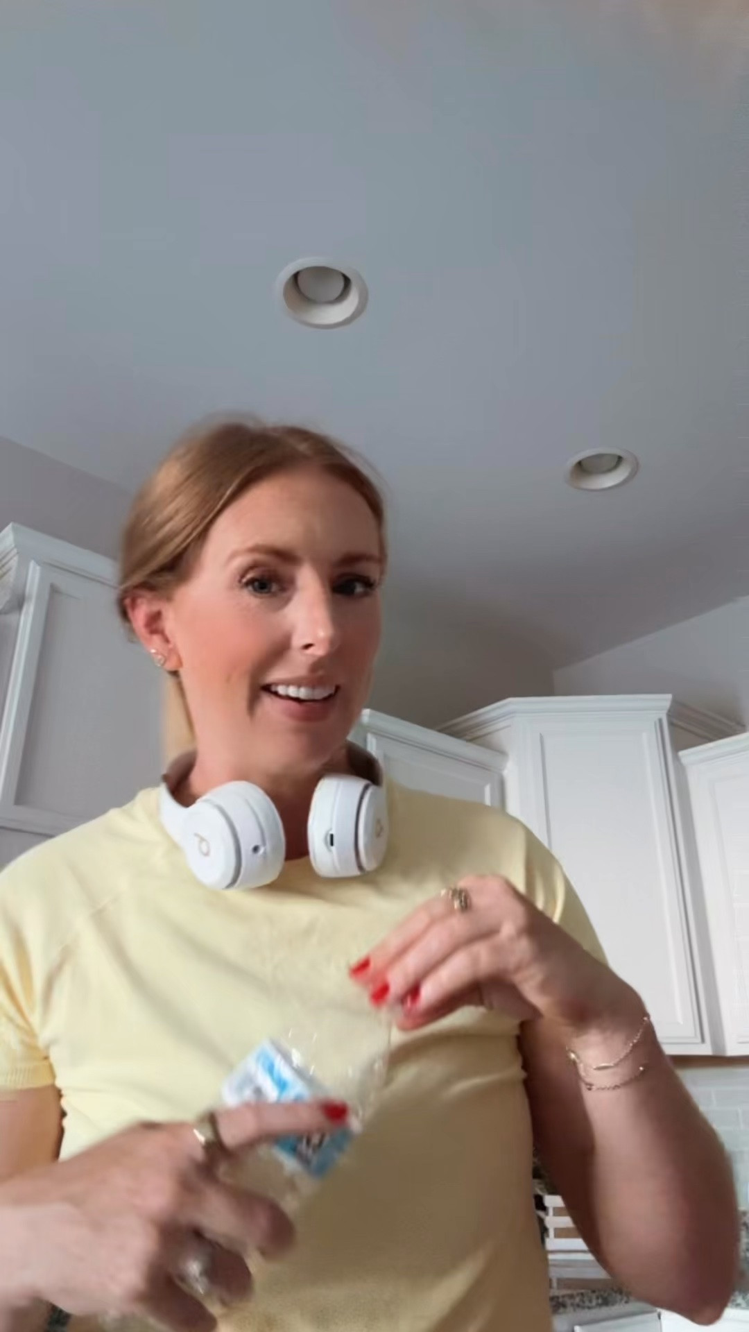 Trying the jelly bra! I’ll let you know what I think after I wear it!

#LTKmomlife