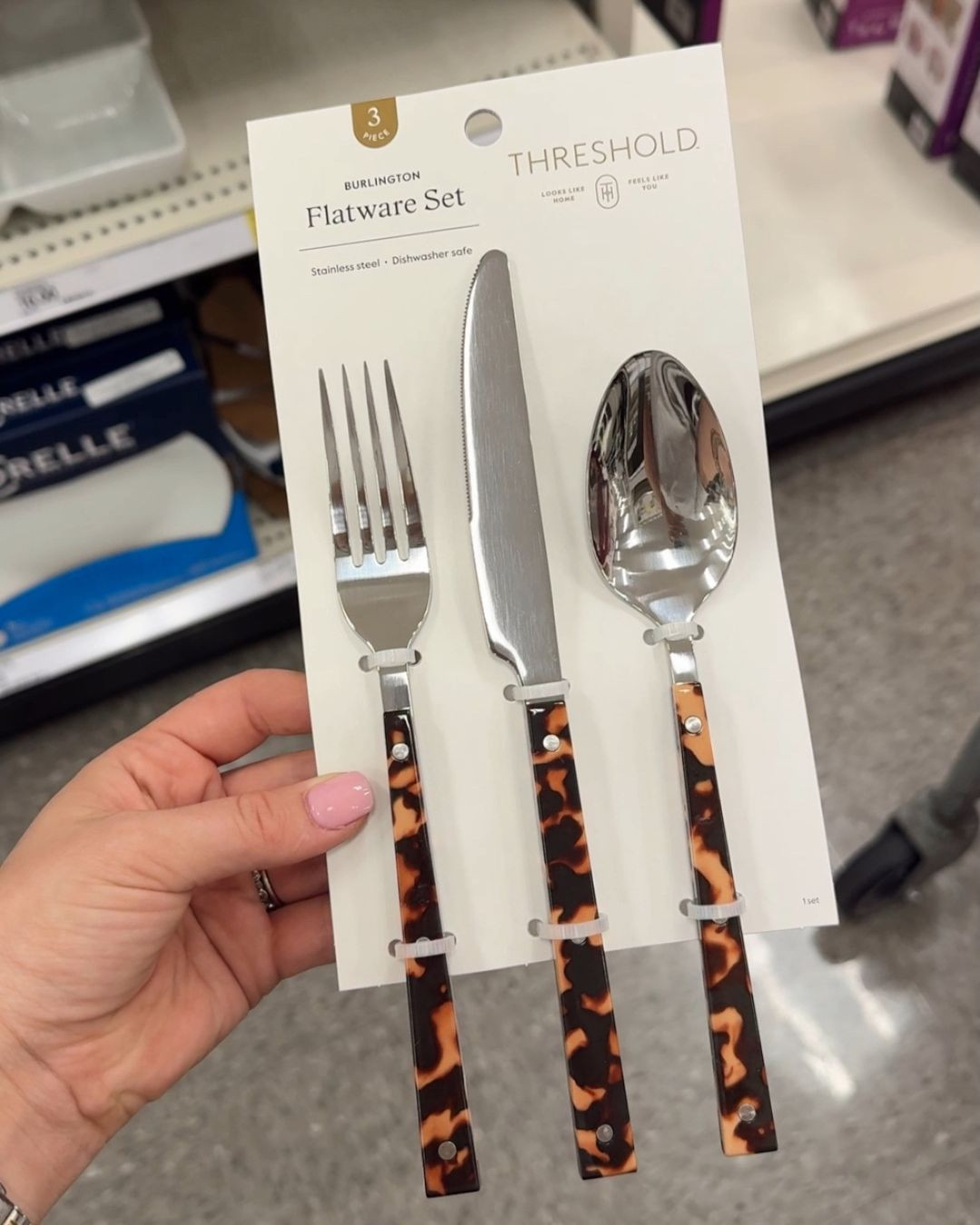 flatware, tortoise print flatware, kitchen decor, hosting decor 

 #LTKHome #LTKFindsUnder50 #LTKStyleTip