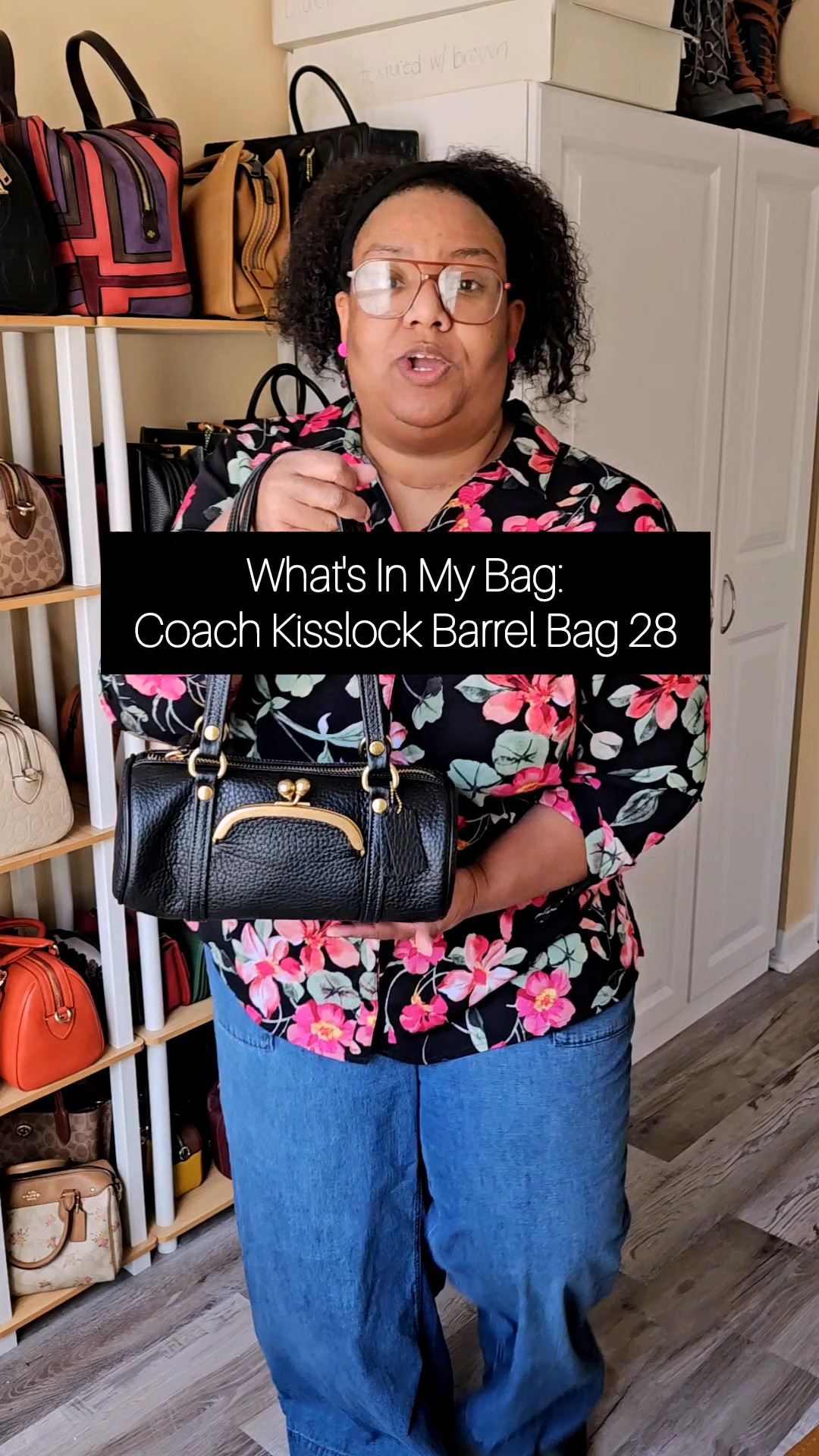 Coach Kisslock Barrel Bag 28

