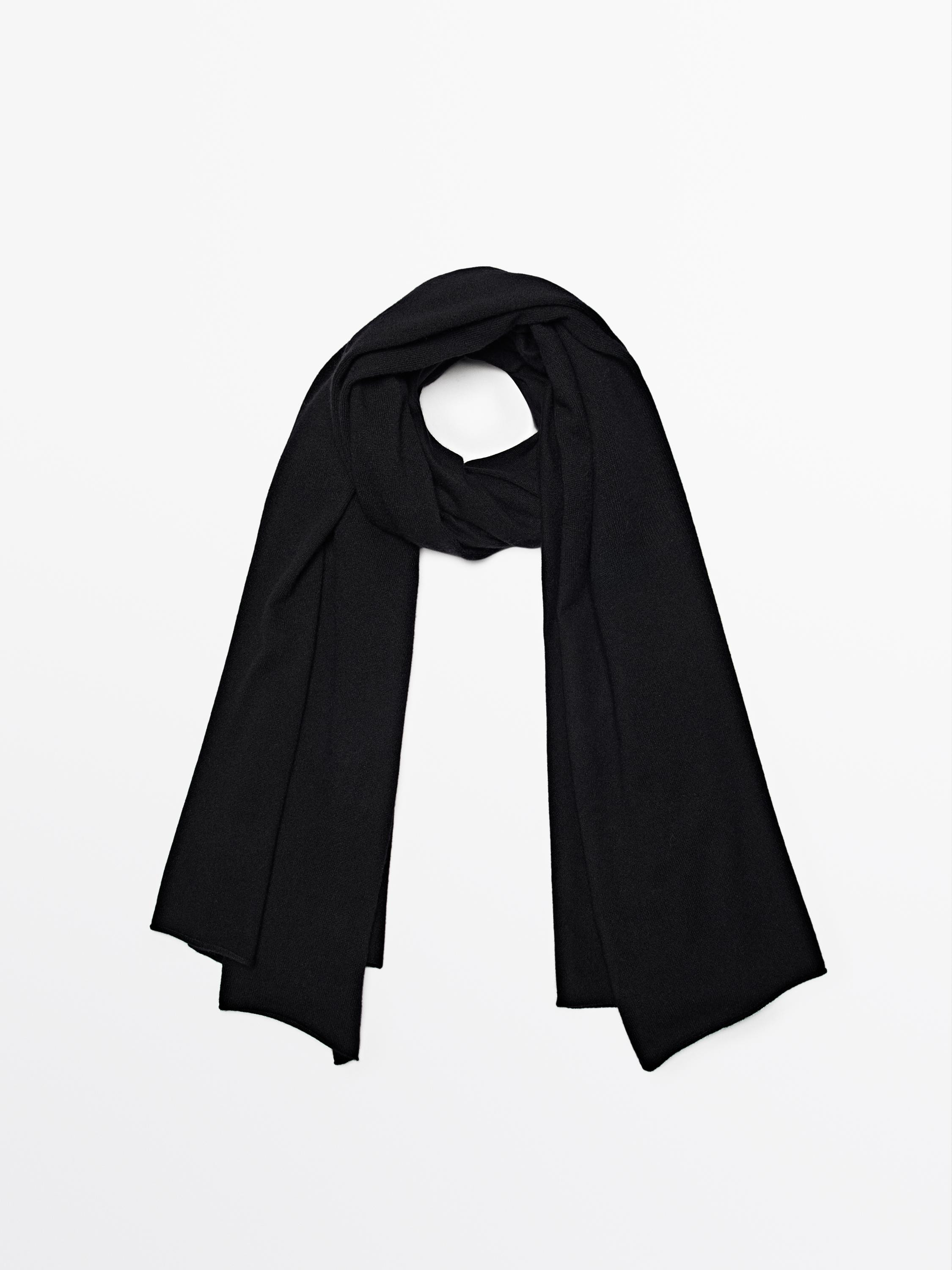 100% cashmere scarf | Massimo Dutti UK