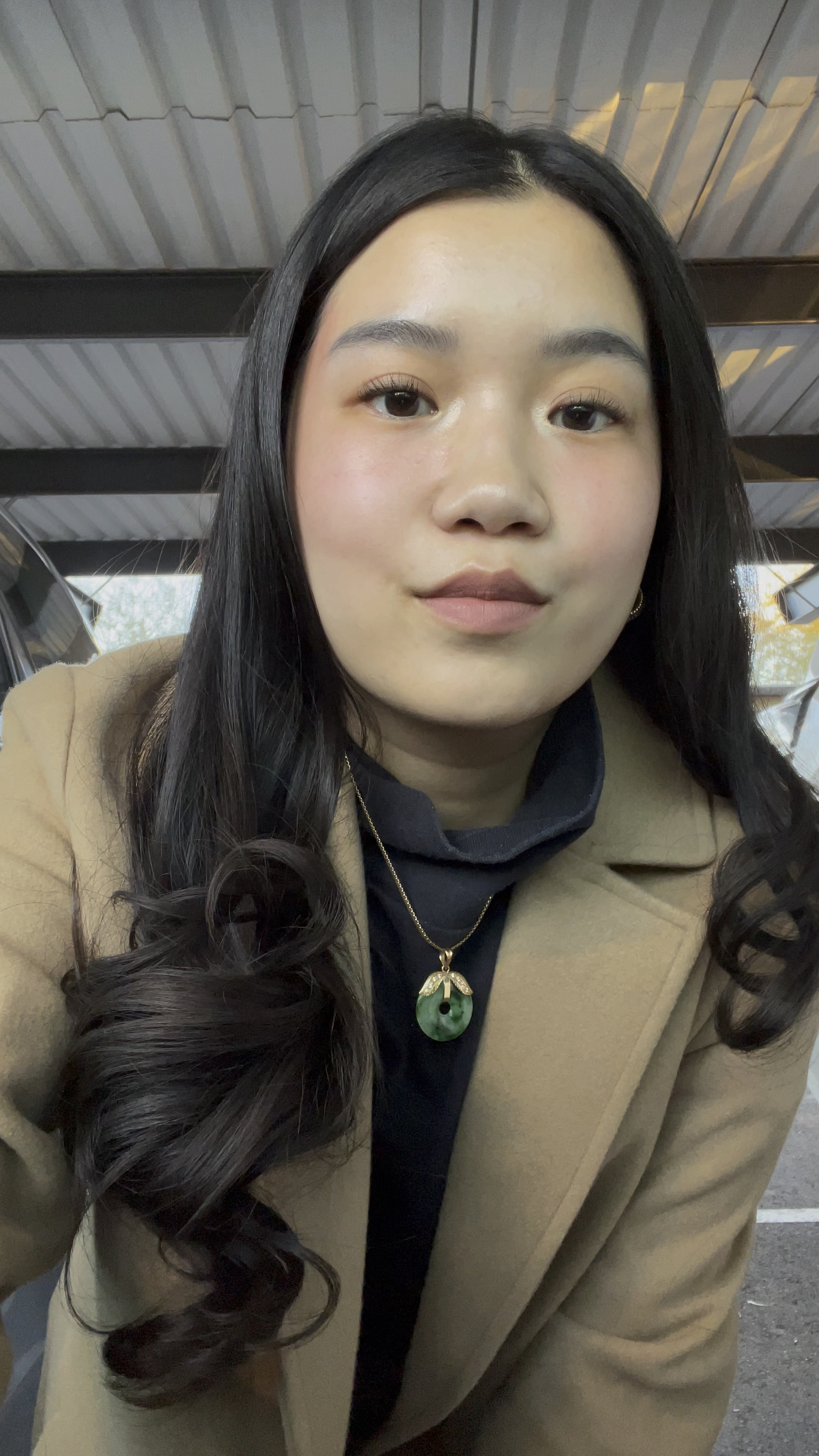 corporate girly winter fit 🧥💻🤍

#LTKworkwear #LTKVideo #LTKSeasonal