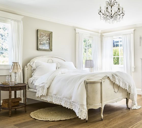 Daisy Linen Crochet Trim Duvet Cover & Shams | GreenRow