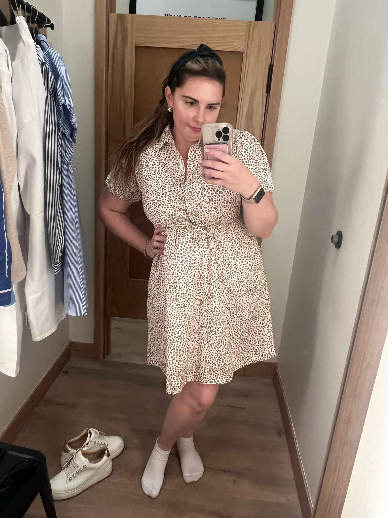Cute little sale dress from jcrew factory

I love a leopard moment 

Dress - 8 

Work outfit, fall transition, leopard print, leopard dress, shirt dress, business casual, classic style, fun dress

#LTKworkwear #LTKsalealert #LTKmidsize