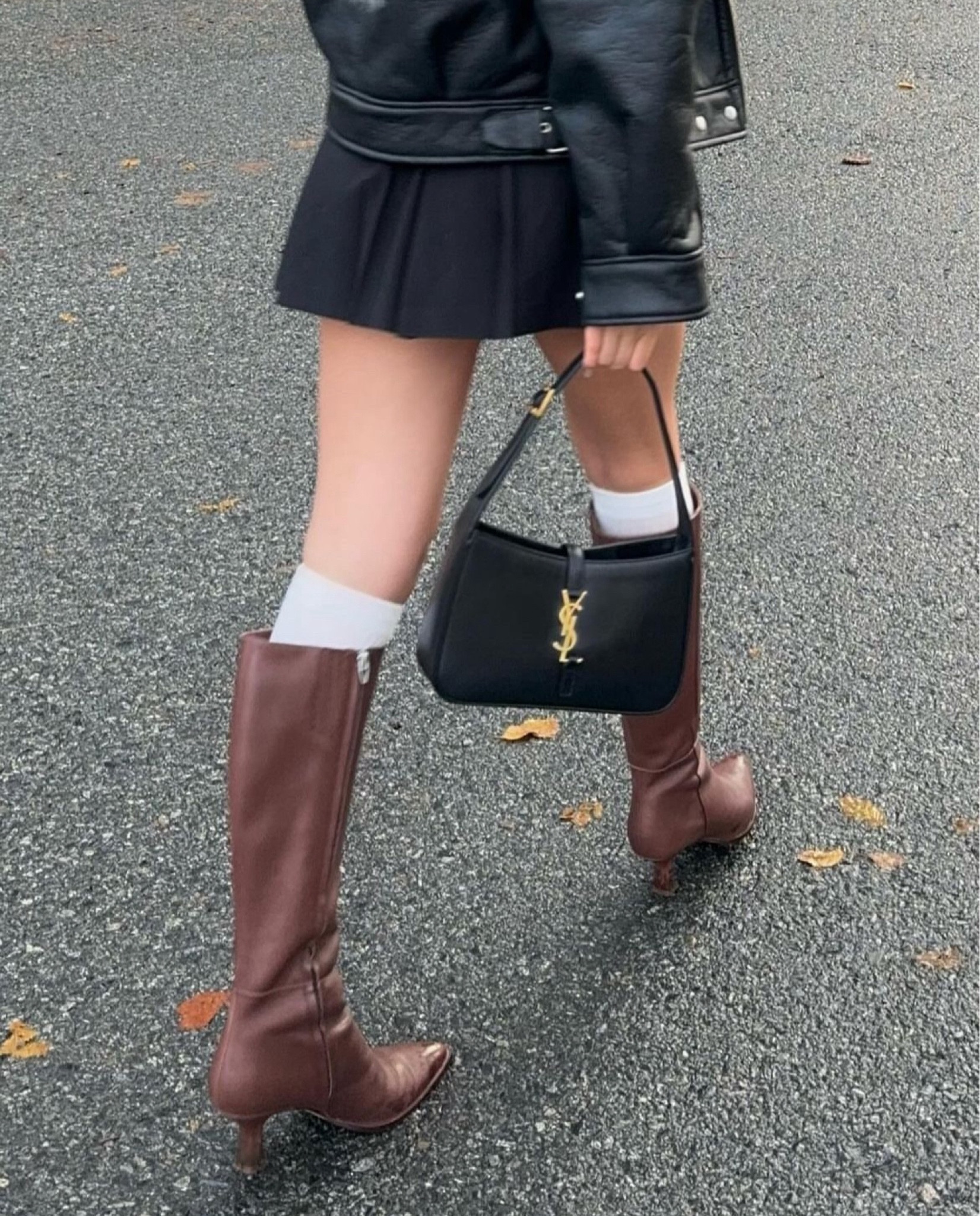 These knee high boots are the perfect colour. #leatherboot #brownboot #kneehighboot 

#LTKstyletip #LTKSeasonal #LTKshoecrush