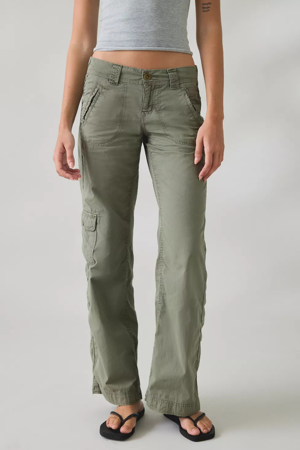 BDG 360 Utility Low-Rise Straight Leg Pants | Urban Outfitters (US and RoW)