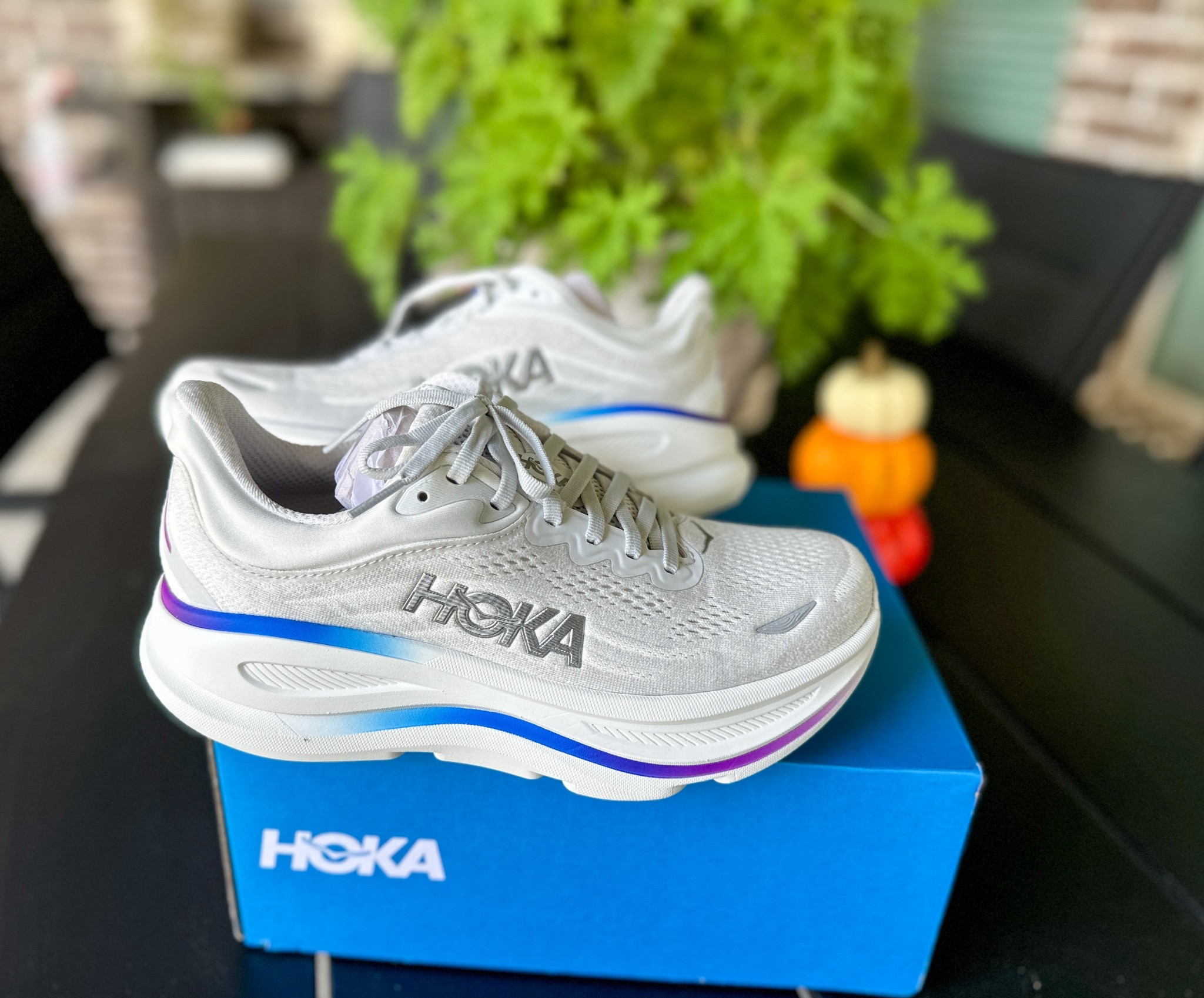 Looking for gift ideas for the runner in your life?  Or athlete in your life? These Hoka Women’s Bondi 9 shoes are really nice. Our teenager ordered these and she loves her pair. #Hoka #RunningShoes #Bondi9 #Fitness #ChristmasGifts 