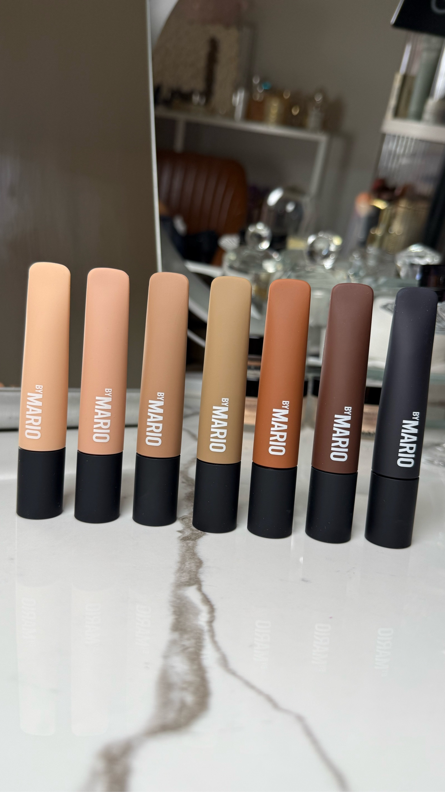 Picked up the new makeup by Mario liquid eyeshadows, omg they’re so easyyy to blend and looks beautiful on the eyes. Definitely recommend them even for beginners #makeupbymario #eyshadow 

#LTKBeauty