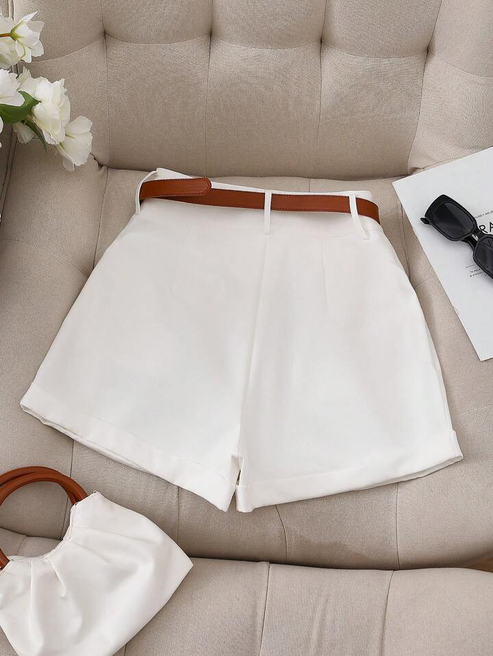 SHEIN LUNE Women Fashionable A-Line White Shorts, Versatile Style | SHEIN