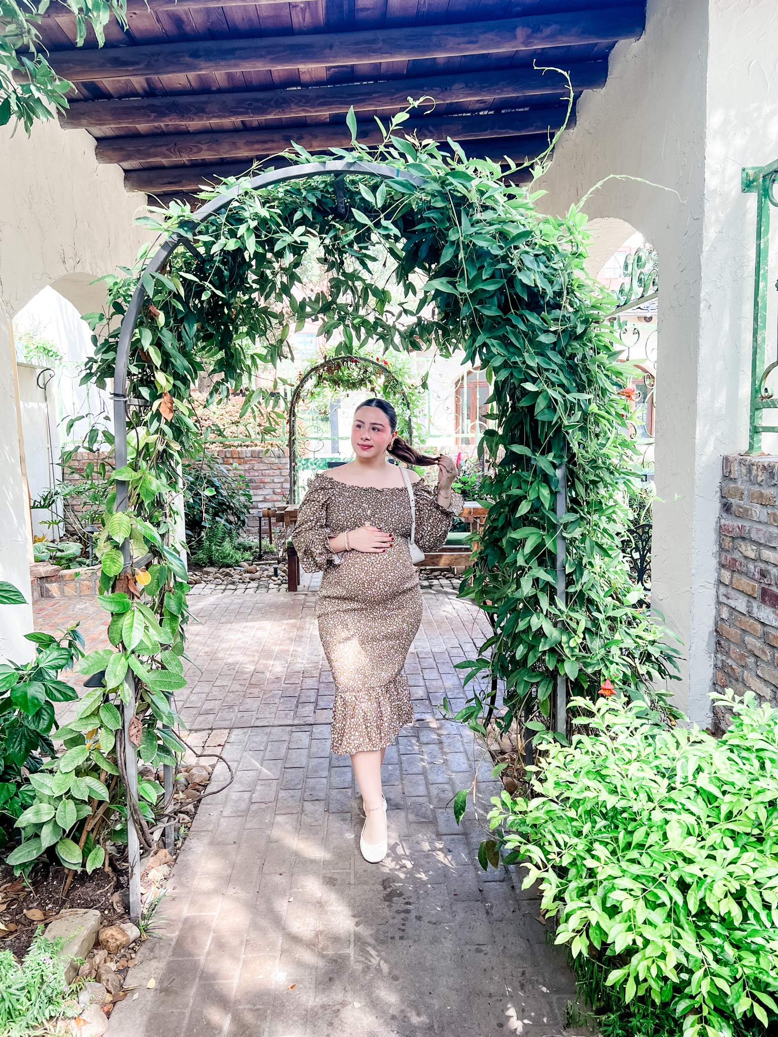 An all Amazon outfit! Ordered everything in my regular size! Dress is super stretchy could have sized down. 



Maternity Outfit
Fall Outfit 
Fall Fashion 
Fall Dressess
Brunch Outfit

#LTKmidsize #LTKstyletip #LTKbump