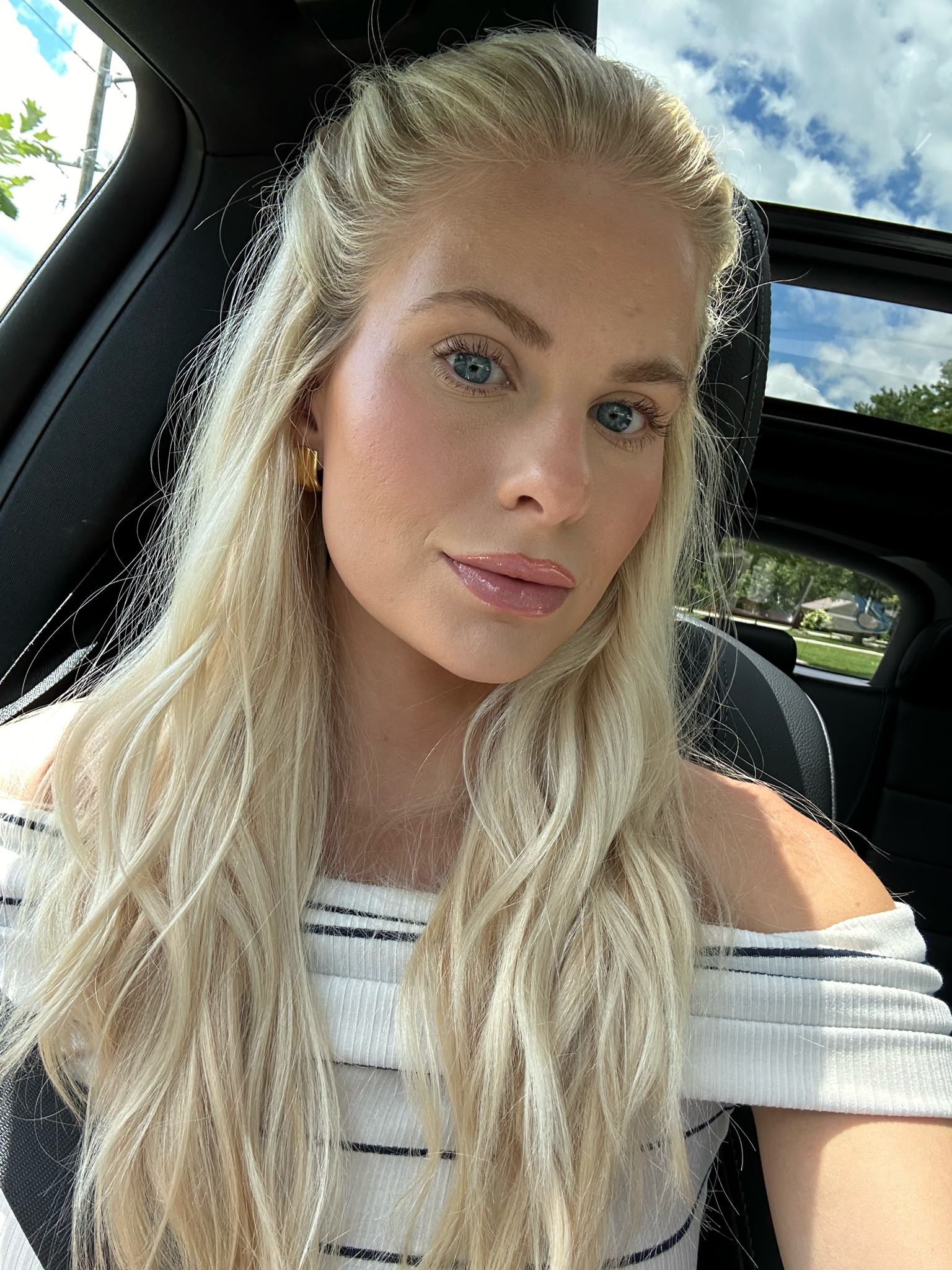 Lip of the day! 💋

Shades:
Liner - Up & Down
Gloss - Vanilla

#kathleenpost #lipcombo #lipgloss #getmylook

#LTKBeauty