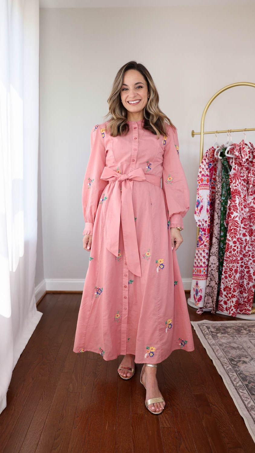 Five statement dresses from @boden shown unaltered on my petite 4’10’ frame! #bodenpartner 

Ava Cotton Midi Dress: Petite 0 

Camalie Jersey Maxi Dress: Petite 0 - runs large, recommend a size down
Smocked Jersey Midi Dress: Petite 0 
Ruffle Bodice Shirt Dress: Petite 0 
Embroidered Shirt Dress: Petite 0 
